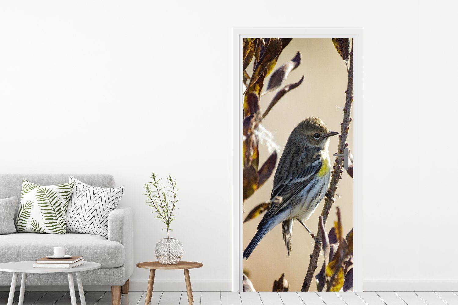 75x205 bedruckt, Fototapete Türaufkleber, Blättern, zwischen Tür, Türtapete Zweig cm St), einem MuchoWow mit für Vogel Matt, (1
