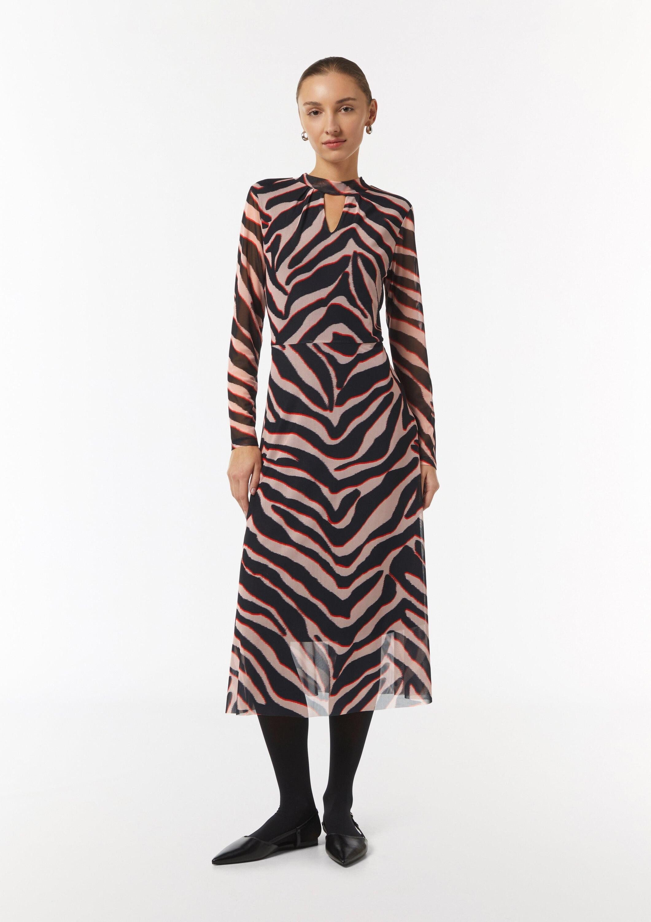 comma Maxikleid Kleid Mesh-Kleid mit Stehkragen