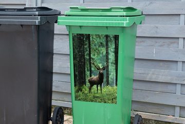 MuchoWow Wandsticker Hirsche - Wald - Bäume - Tiere - Natur (1 St), Mülleimer-aufkleber, Mülltonne, Sticker, Container, Abfalbehälter