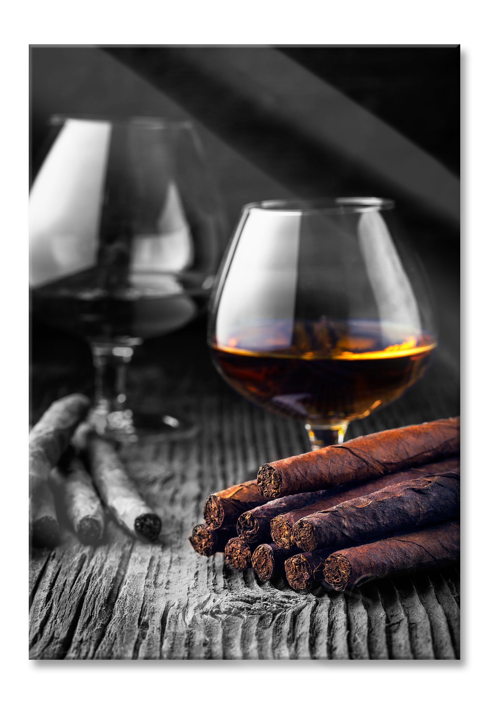 Pixxprint Glasbild Whisky mit Zigarren auf Holztisch, Whisky mit Zigarren auf Holztisch (1 St), Glasbild aus Echtglas, inkl. Aufhängungen und Abstandshalter