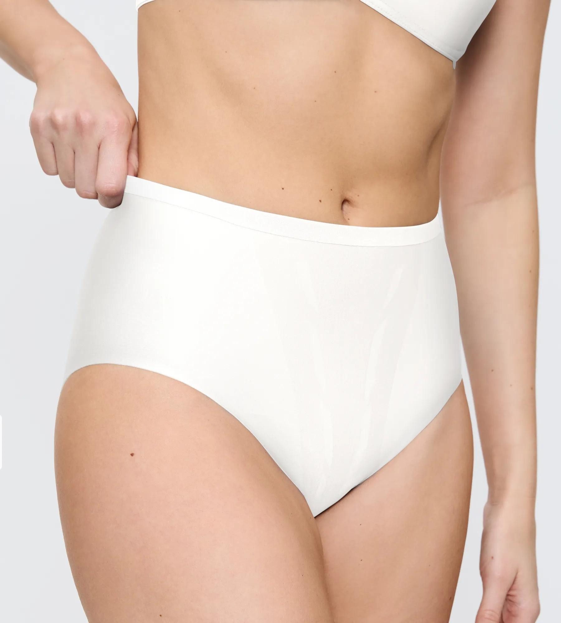 Triumph Slip Shape Smart Maxi glättend und schmeichelnd – Bild 3 von 5