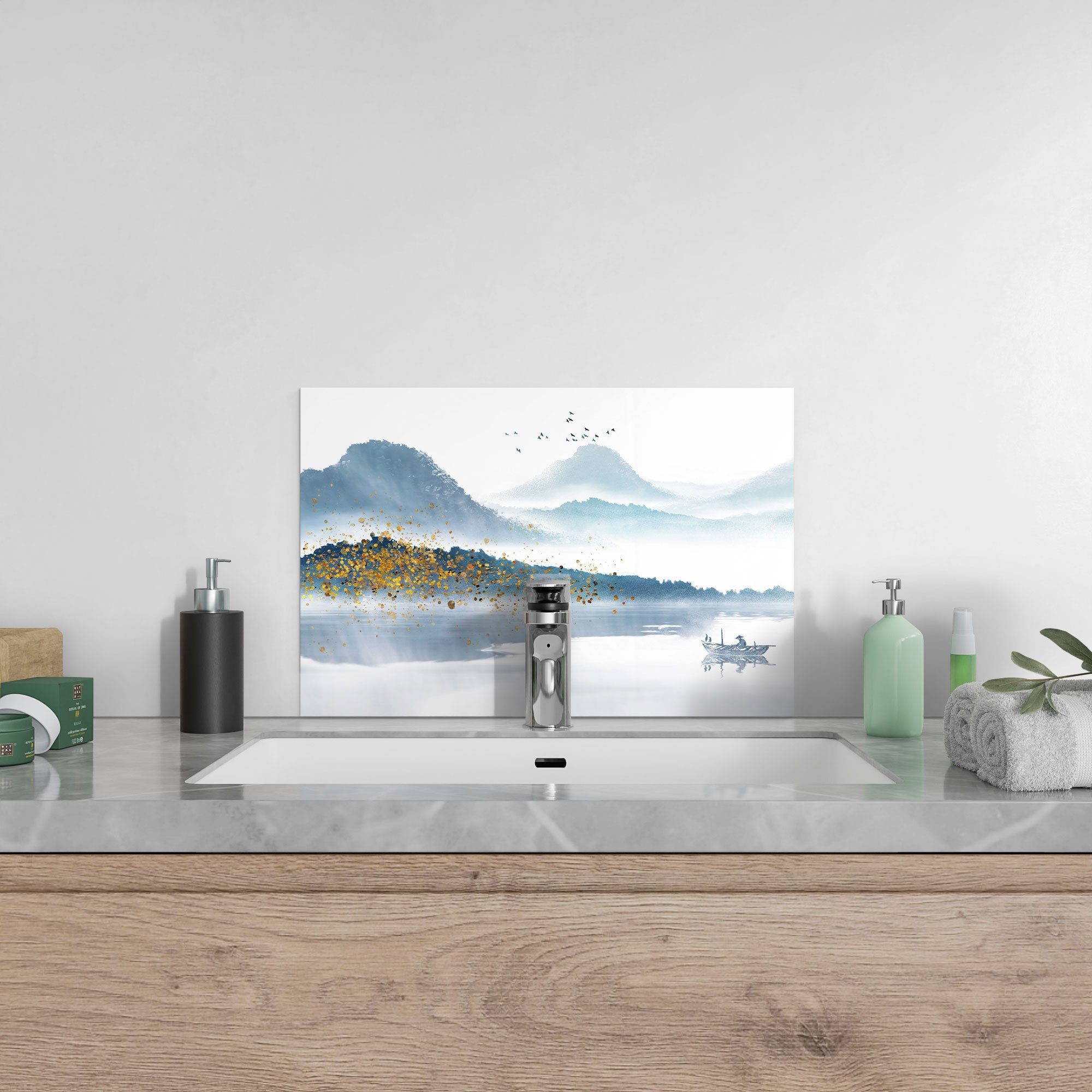 Badrückwand 'Berge Herdblende Glas Spritzschutz Küchenrückwand mit DEQORI Farbakzenten',