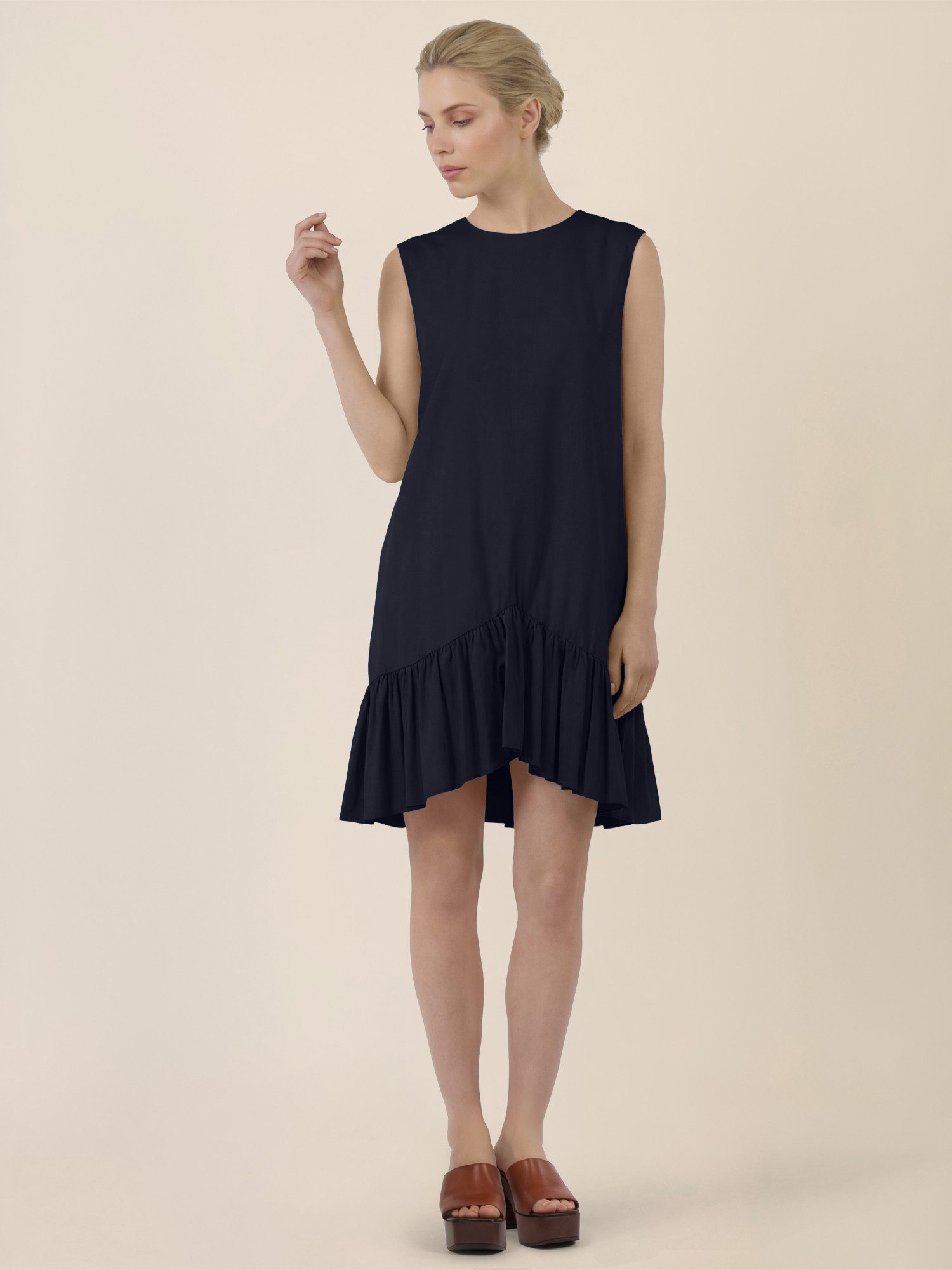 Apart Midikleid mit Volant und asymmetrischem Saum