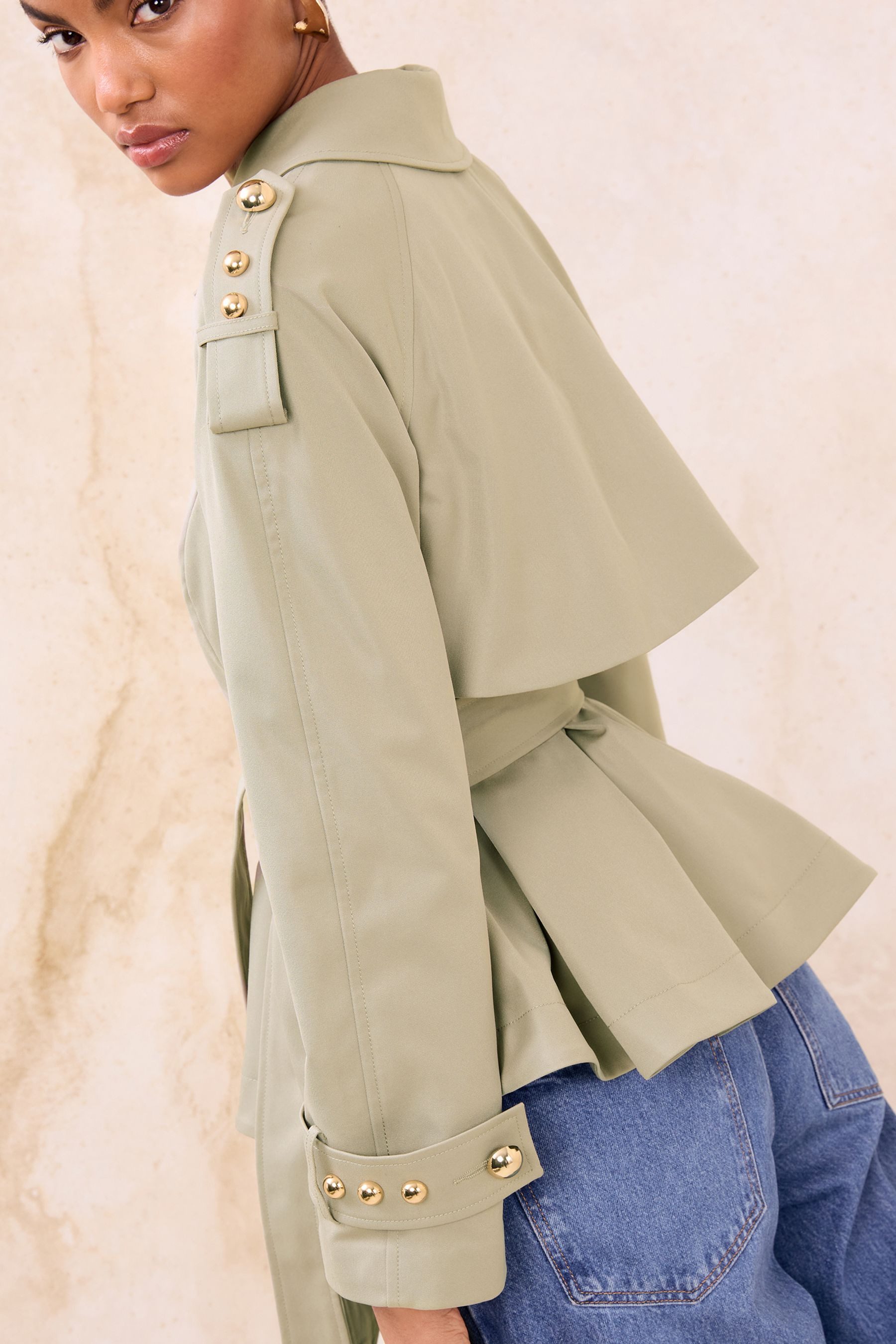 LIPSY Trenchcoat Lipsy plissierter Trenchcoat mit Schößchensaum (1-tlg) günstig online kaufen