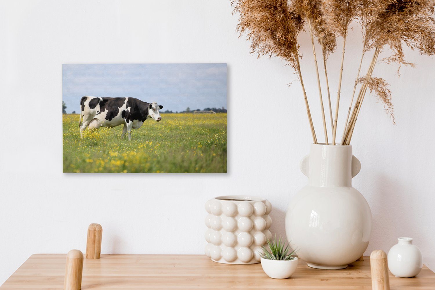 OneMillionCanvasses® Leinwandbild Kuh - Gras - Wanddeko, St), 30x20 cm Blumen, Wandbild Leinwandbilder, (1 Aufhängefertig