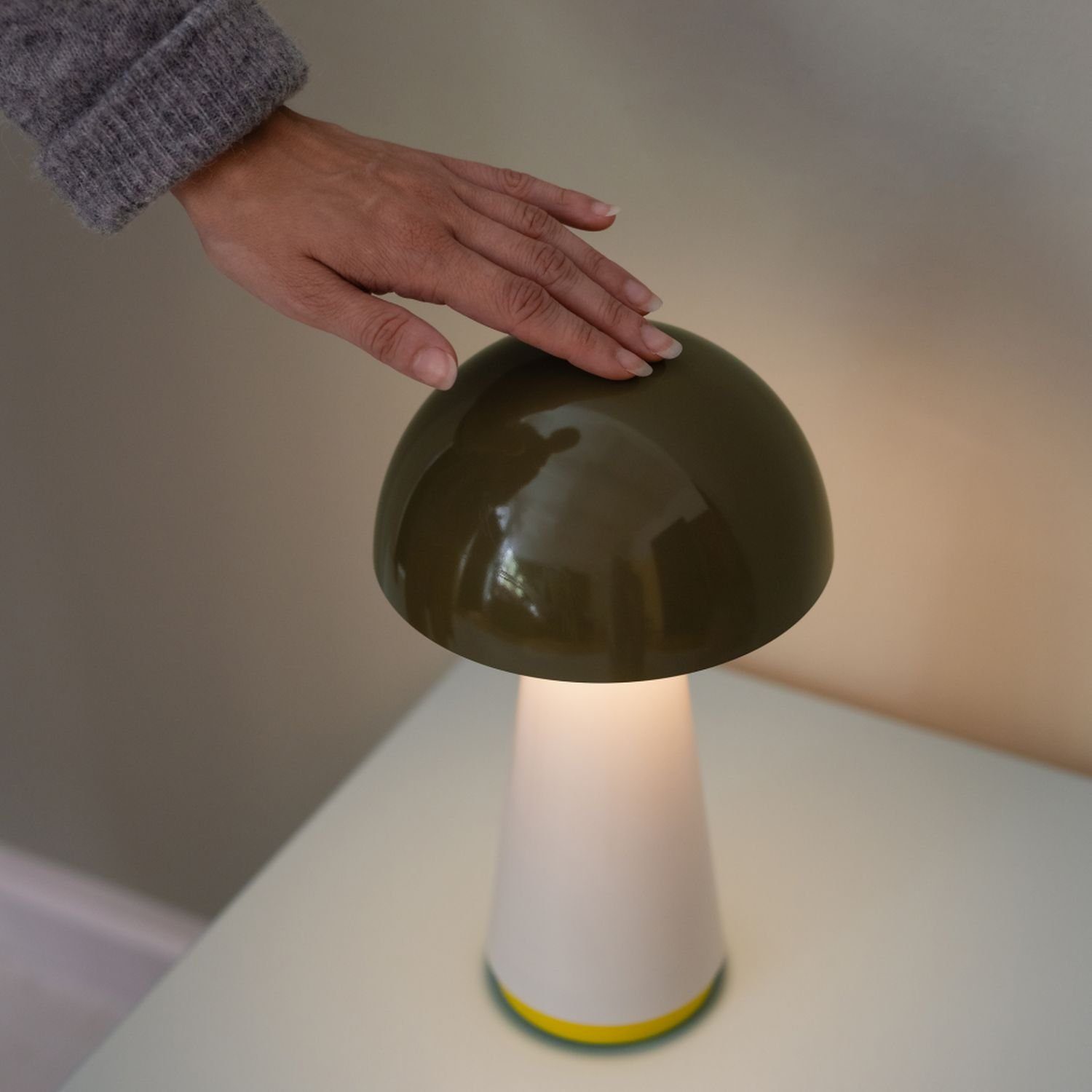 Remember LED Tischleuchte Bob Olive günstig online kaufen