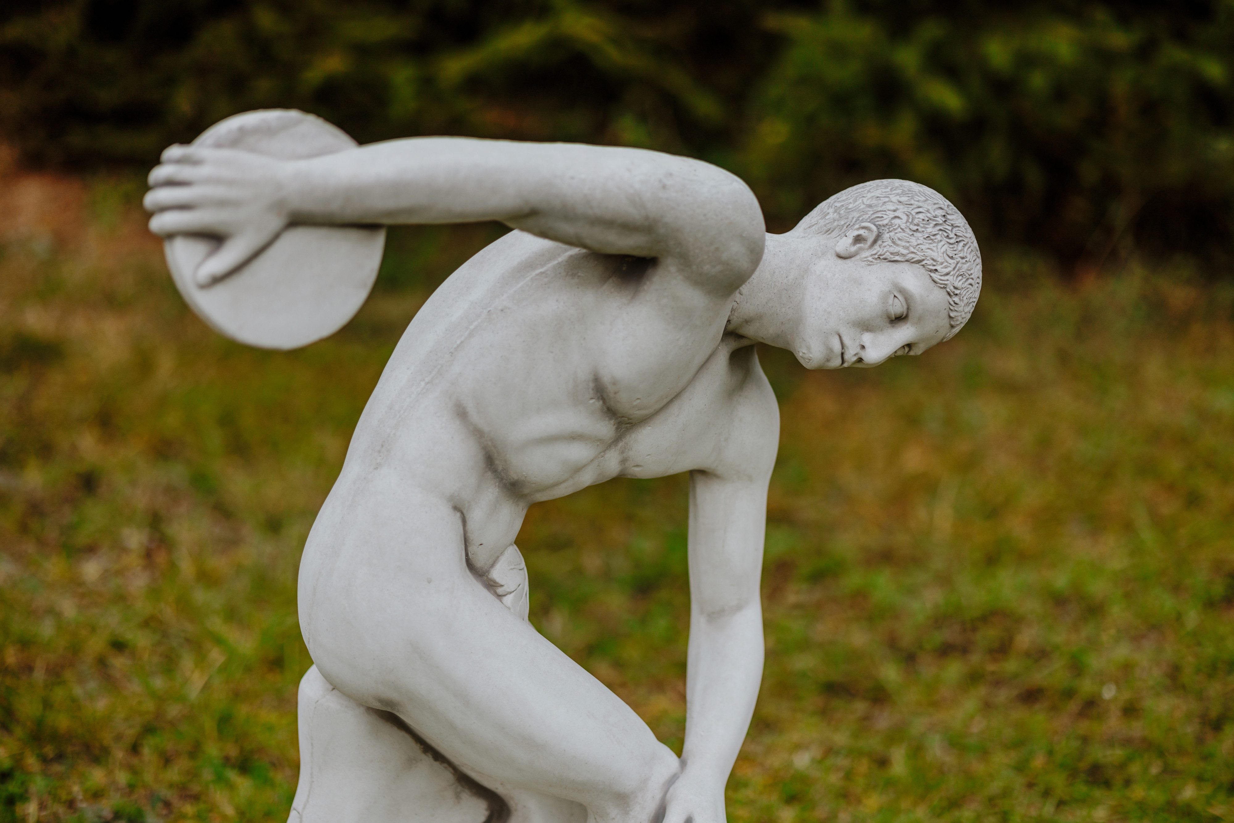 gartendekoparadies.de Gartenfigur Diskobolos Myron Steinfigur Gartenskulptur 84 cm Steinguss 72 kg, Frostsicher