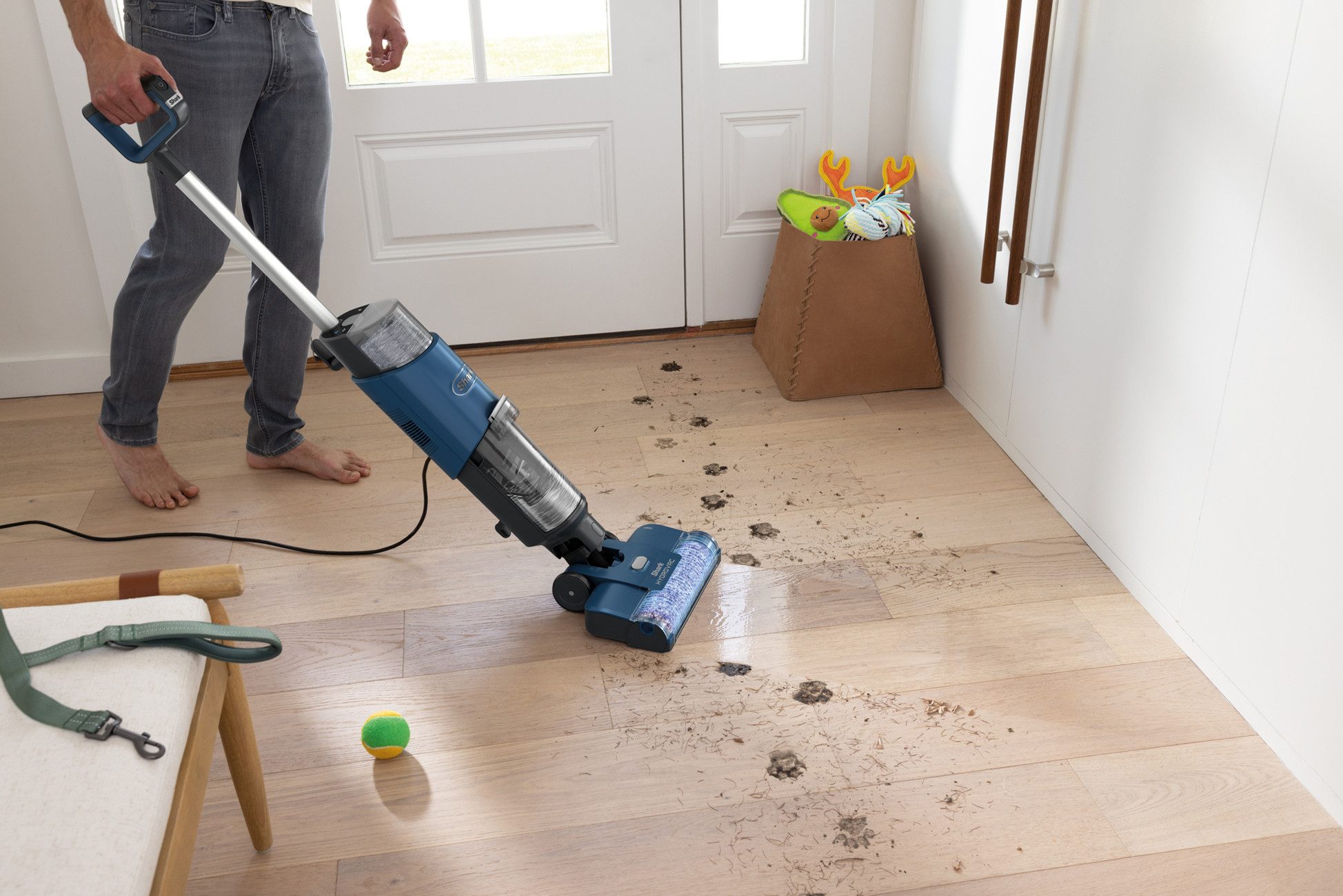 Shark Nass-Trocken-Sauger WD100EU Hydrovac, 170 W, ohne Beutel, Selbstreinigend, neutralisiert Gerüche, leicht zu entleeren