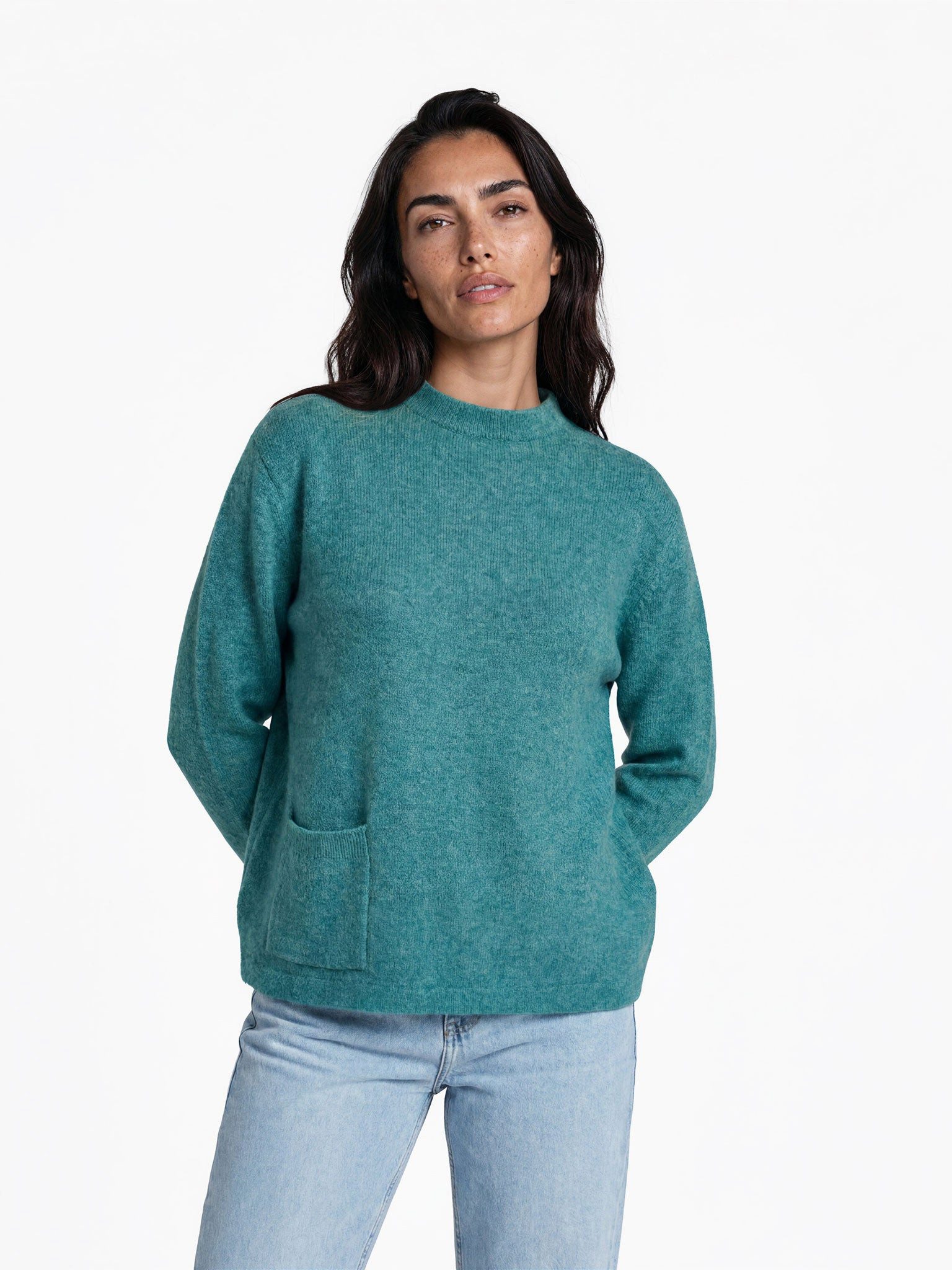 FRISTED Strickpullover Damen Lammwolle Melange Rundhals Langarm Relaxed Fit Strickpullover mit aufgesetzter Tasche und seitlichen Schlitzen