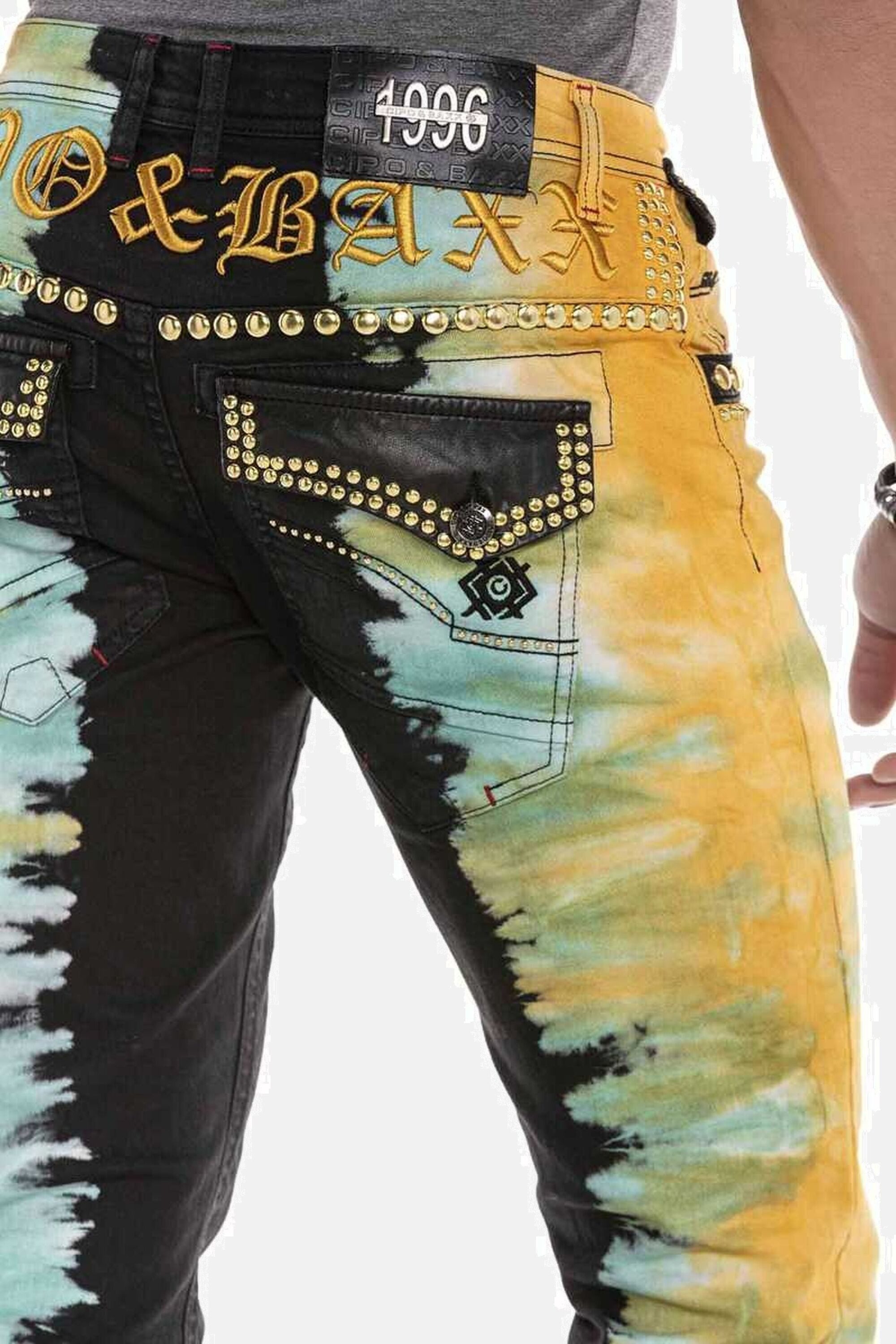 Cipo & Baxx 5-Pocket-Jeans Jeans m extravaganten Look, CD664