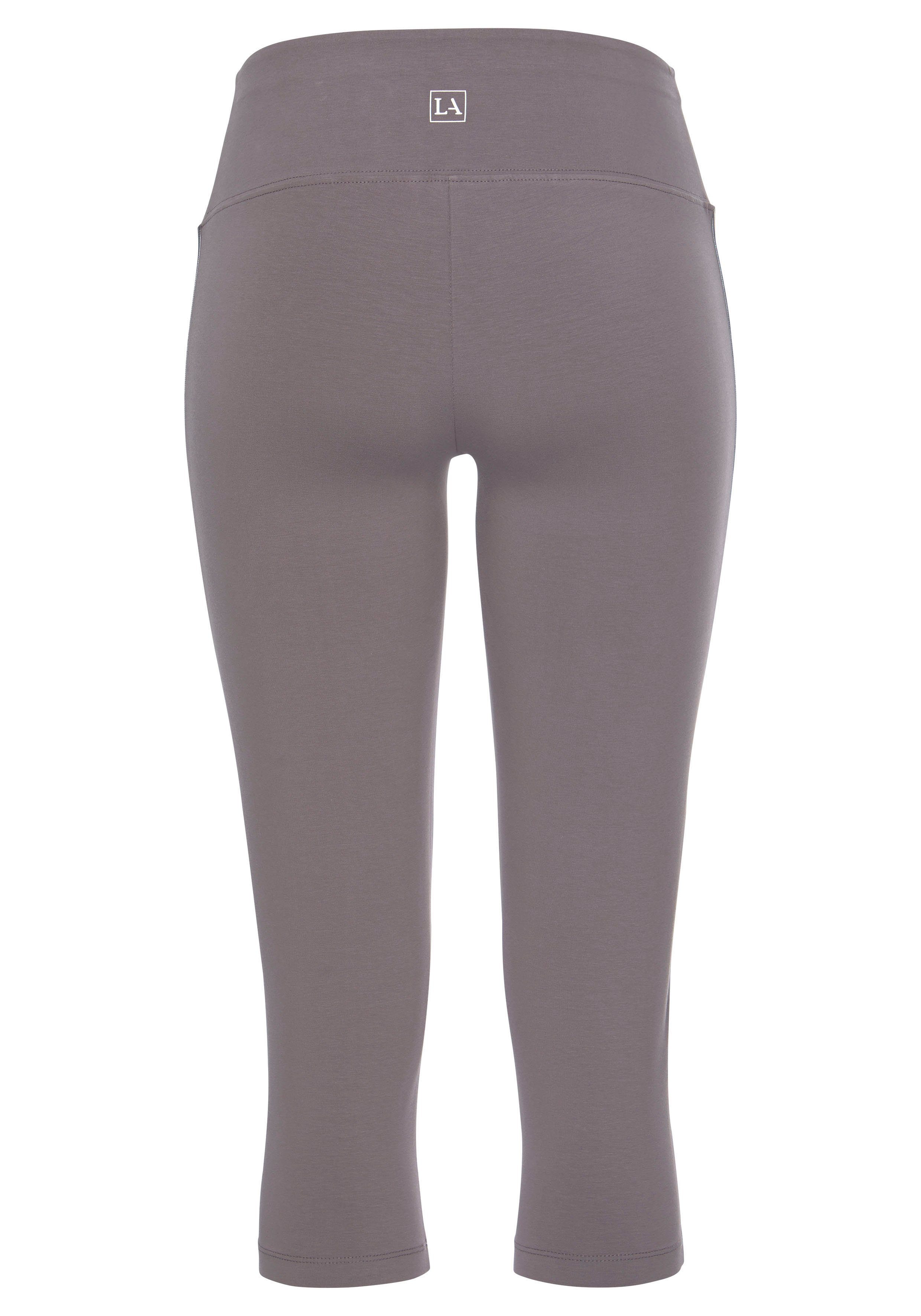 LASCANA ACTIVE Caprileggings mit breitem Komfortbund – Bild 4 von 5