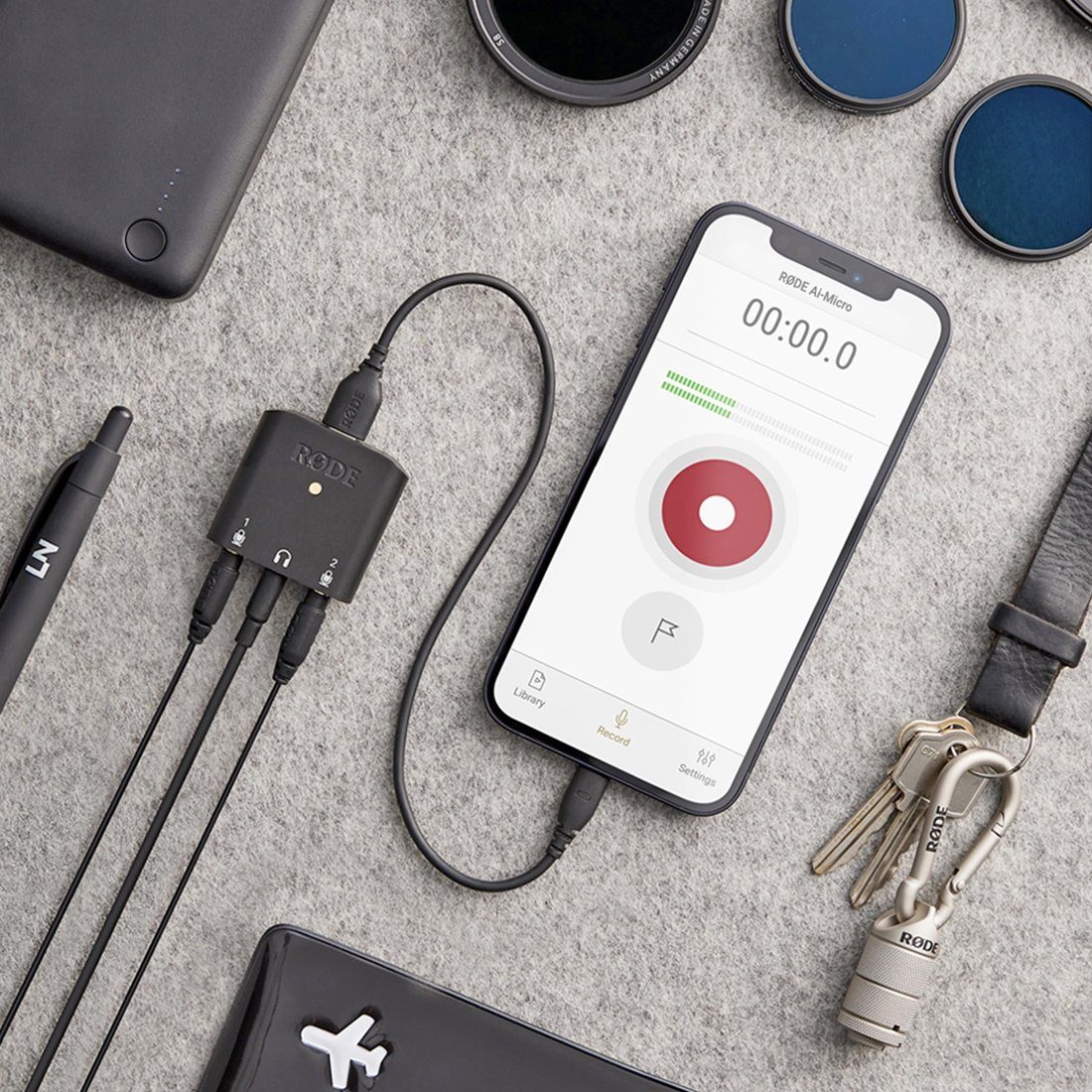 RØDE Rode SC21 USB-C auf Lightning Kabel 30cm Audio-Kabel, (30 cm), Zum Anschluss an iOS-Geräte mit Lightning-Port