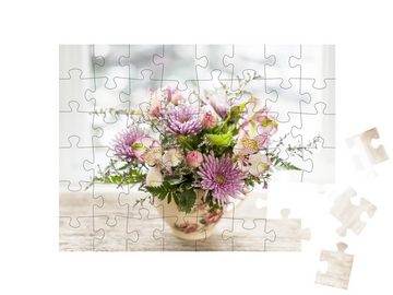 puzzleYOU Puzzle Blumenstrauß aus bunten Blumen in kleiner Vase, 48 Puzzleteile, puzzleYOU-Kollektionen Blumen-Arrangements