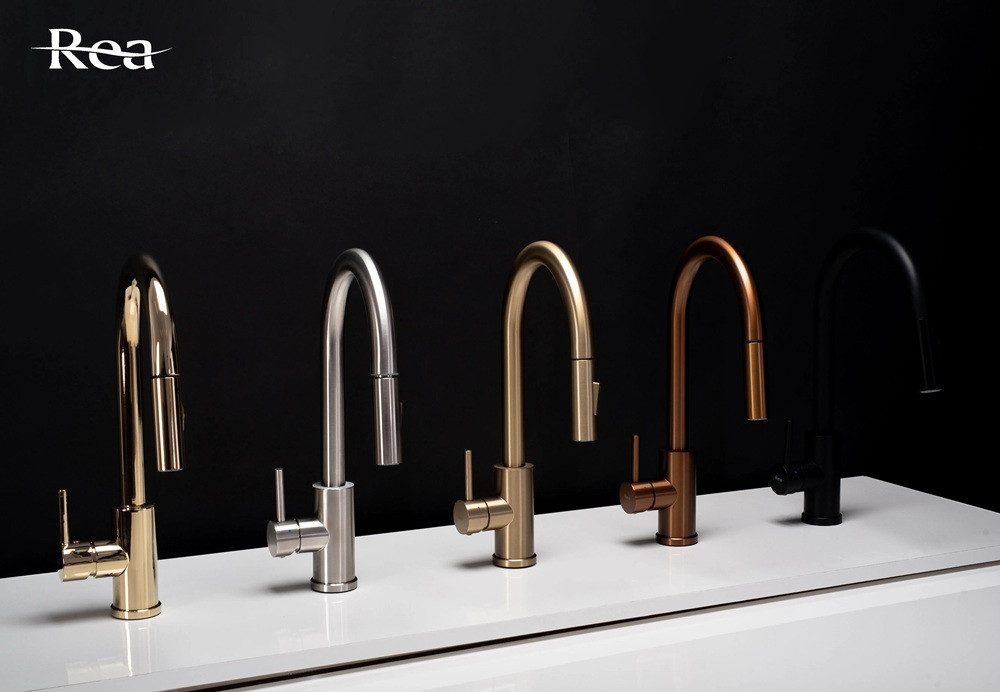 wohnwerk.idee Küchenarmatur ausziehbar Wasserhahn Küche Gold Matt Gebürstet Kupfer Schwarz Chrom