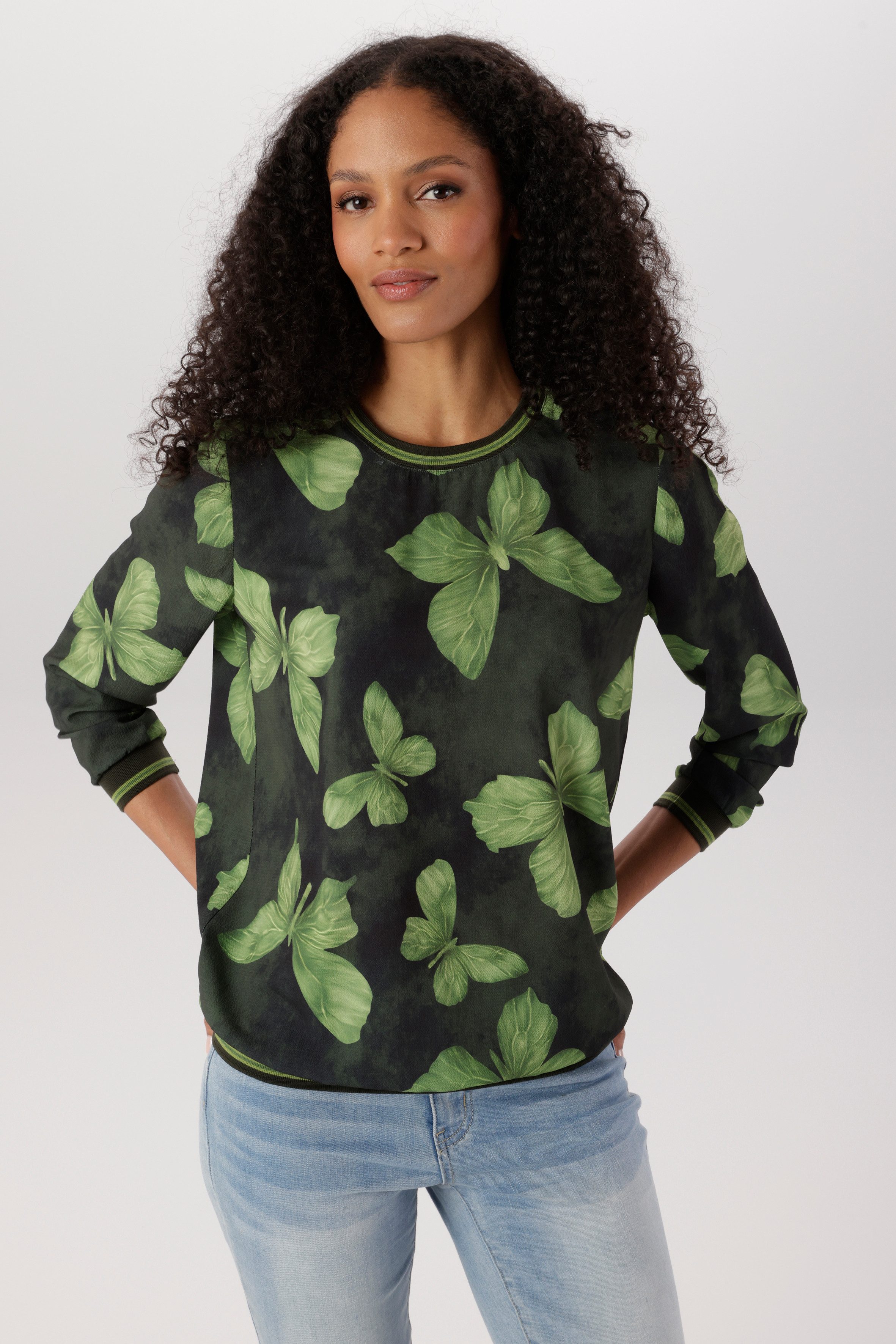 Aniston SELECTED Shirtbluse mit gestreiften Bündchen und Schmetterlingen allover - NEUE KOLLEKTION