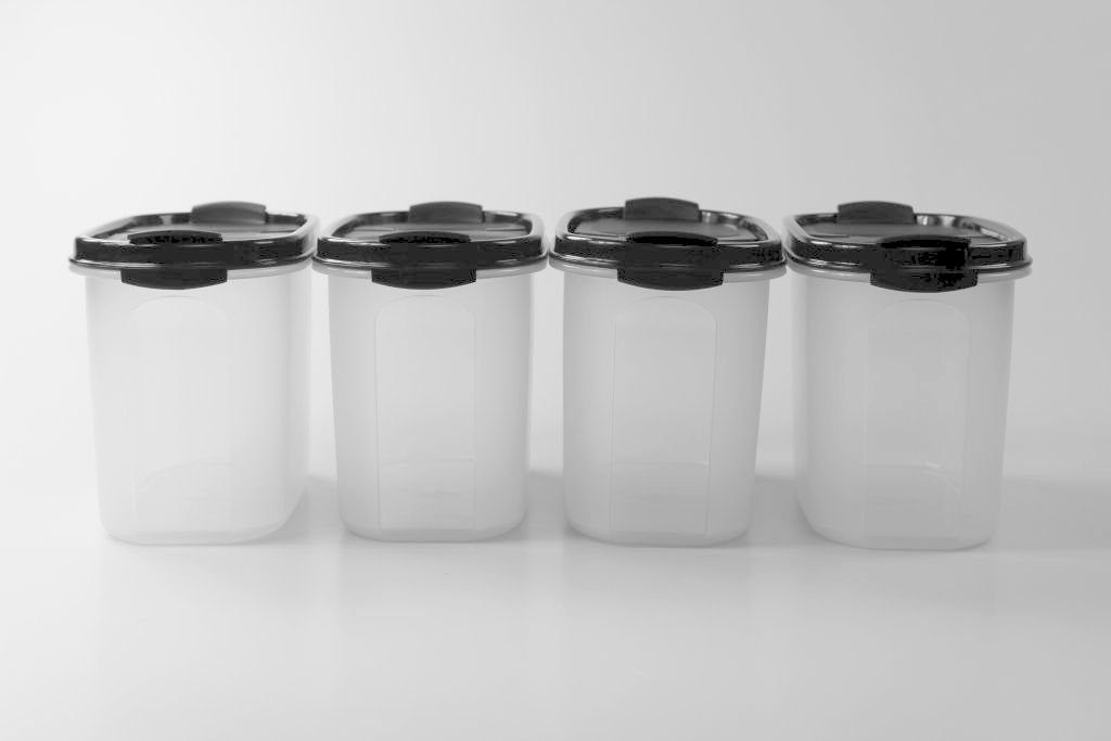 TUPPERWARE Vorratsdose mit Schütte + Eidgenosse SPÜLTUCH (4) 1,1L schwarz