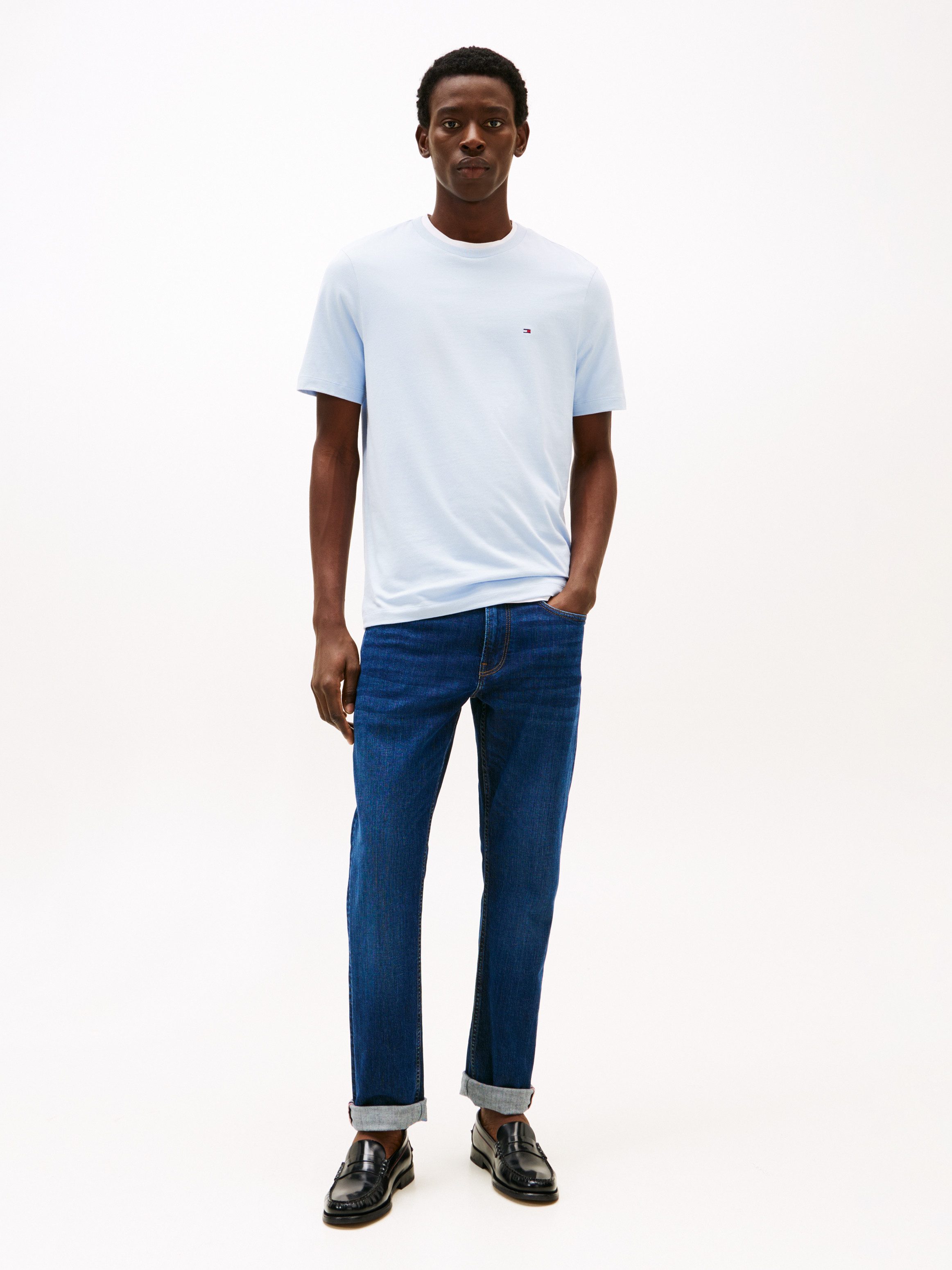 Tommy Hilfiger T-Shirt ESSENTIAL REGULAR FIT SOLID mit Stickerei unifarben, casual, Baumwolle, Rundhals