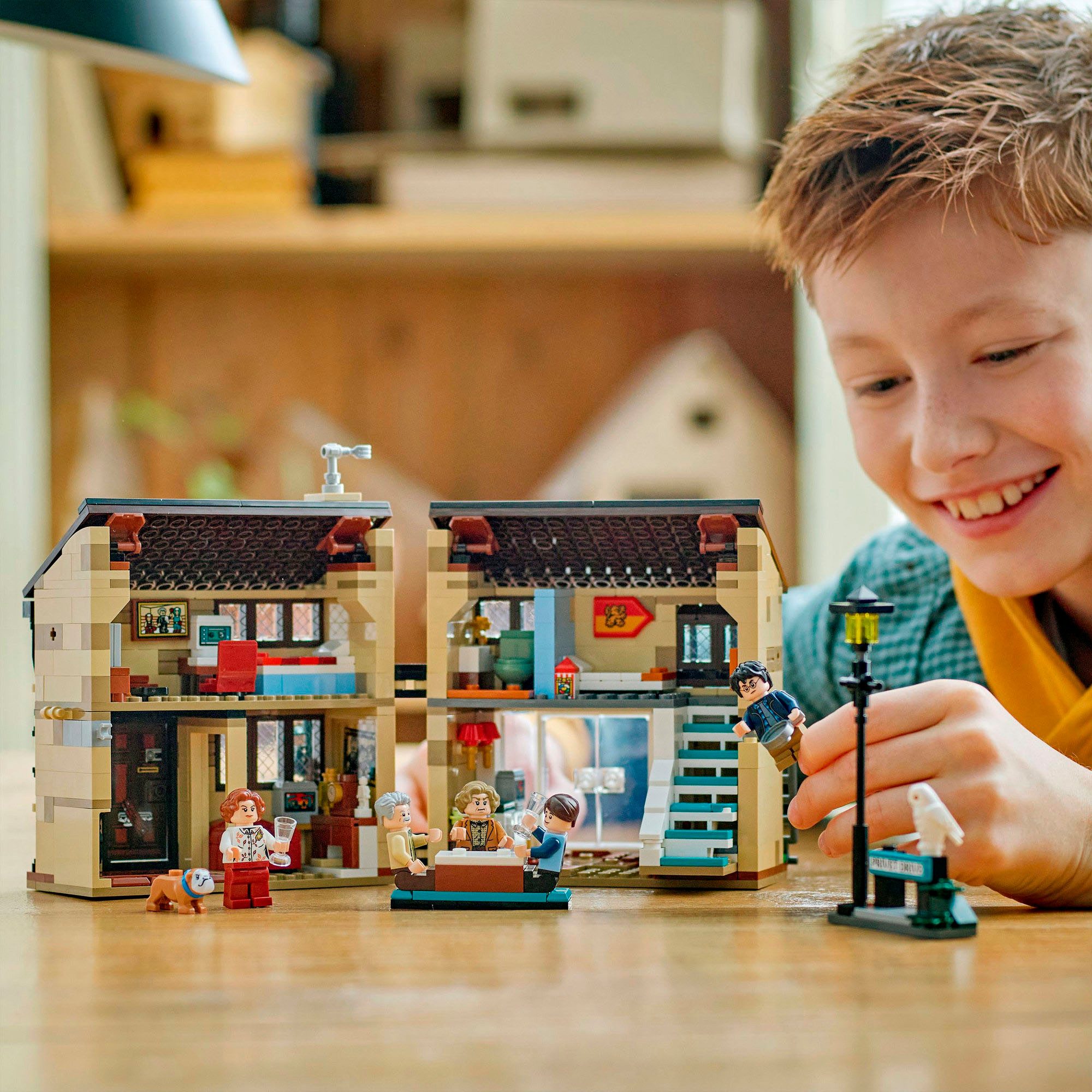 LEGO® Ligusterweg: Tante Magdas Besuch (76451), LEGO Harry Potter™ Konstruk günstig online kaufen