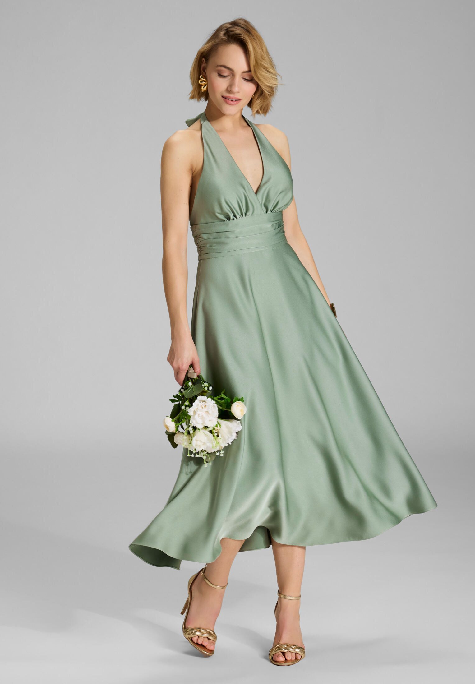 SWING Cocktailkleid - Neckholder Kleid aus Satin Figurbetonte Passform mit fließendem Rockteil