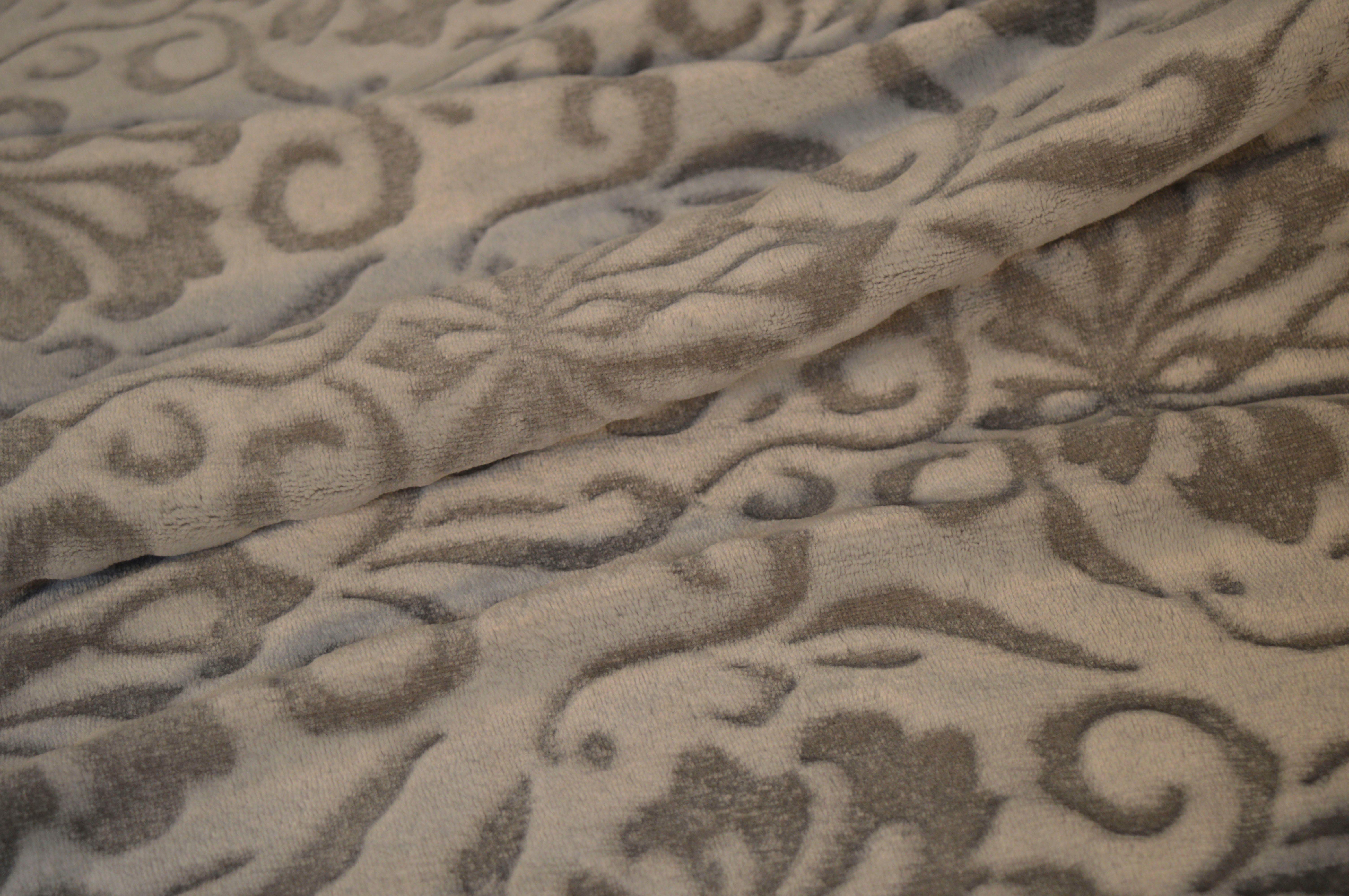 Wohndecke Kaschmirtouch Ornamente, KiNZLER, mit Hoch-Tief Effekt, Kuscheldecke, 150x200 cm