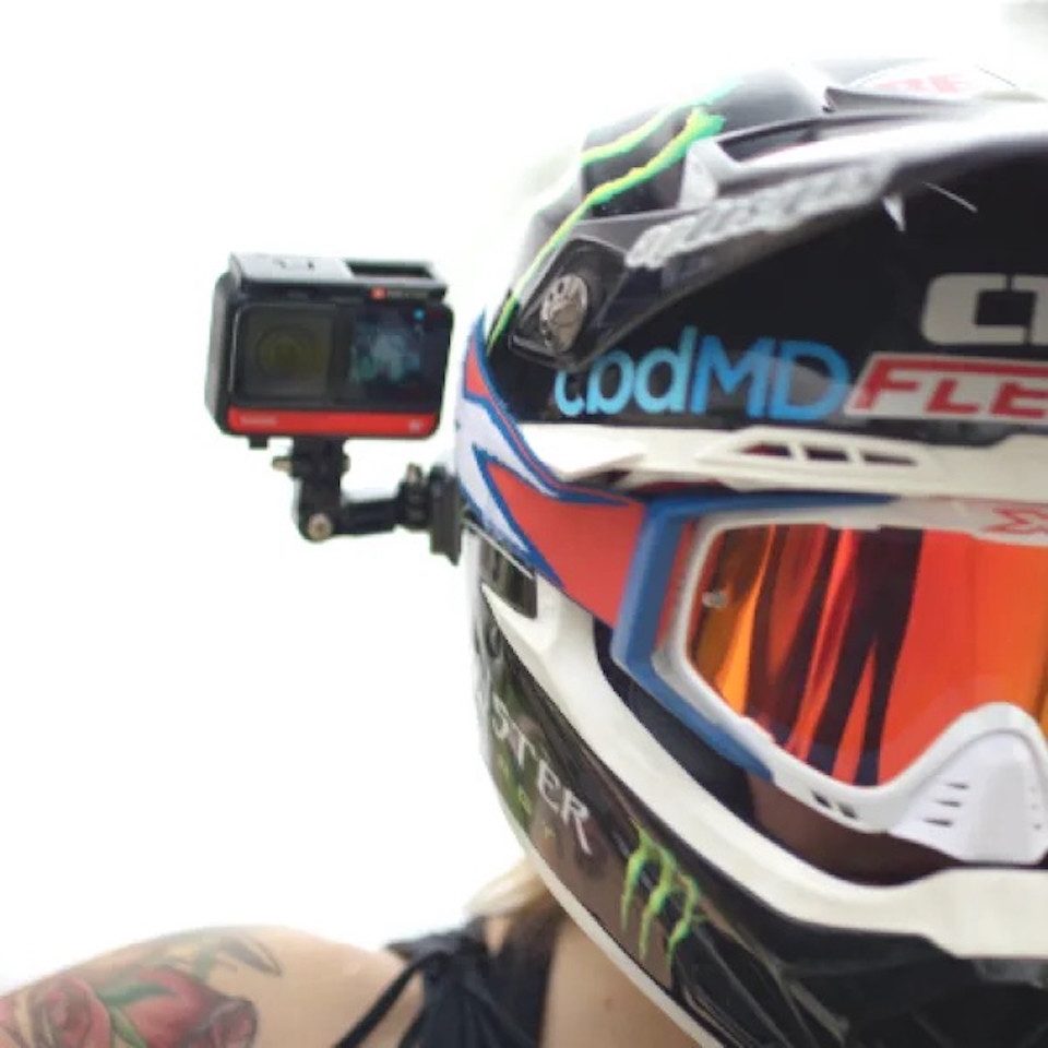 Insta360 Insta360 Helm-Bundle, Kompatibel mit Ace Pro 2, X5, GO Ultra, X4 Air Actioncam Zubehör