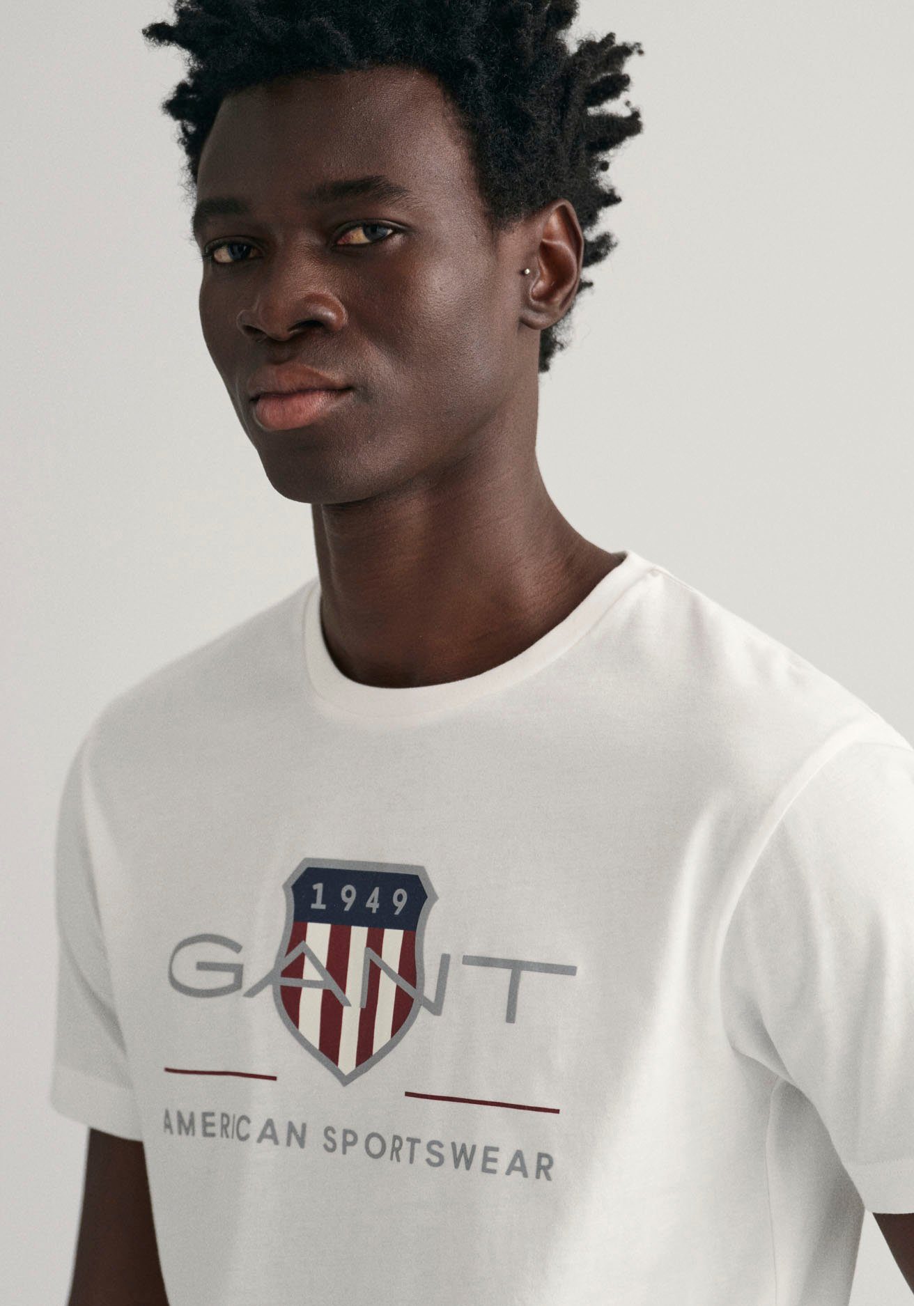 SHIELD SS der ARCHIVE mit REG auf white Brust T-SHIRT T-Shirt Gant Logodruck
