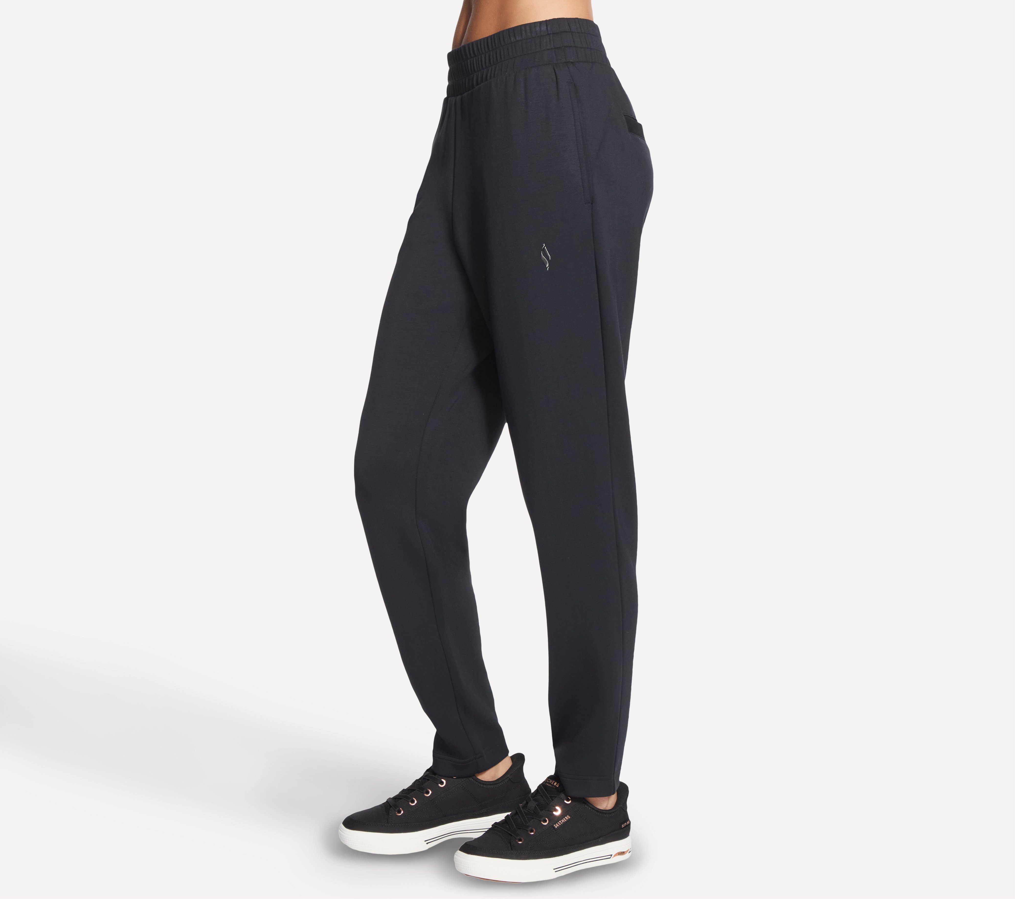 Skechers Jogginghose Women's Pant aus Viskose, Polyester und Elasthan, mit Elasthan-Anteil