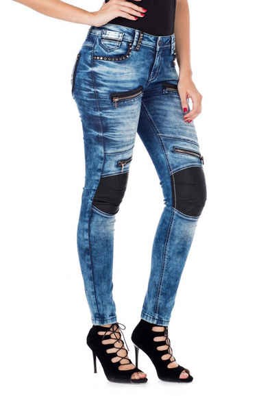 Cipo & Baxx Röhrenjeans mit angesagten Applikationen