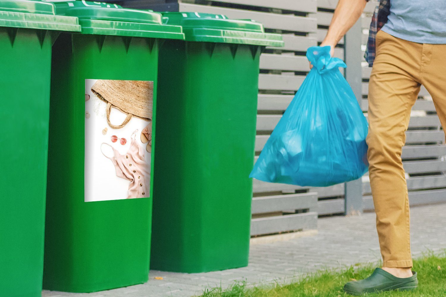 Container, Abfalbehälter - (1 Sticker, Wandsticker Mülleimer-aufkleber, - Tasche St), MuchoWow Sonnenbrille Mülltonne, Hausschuhe