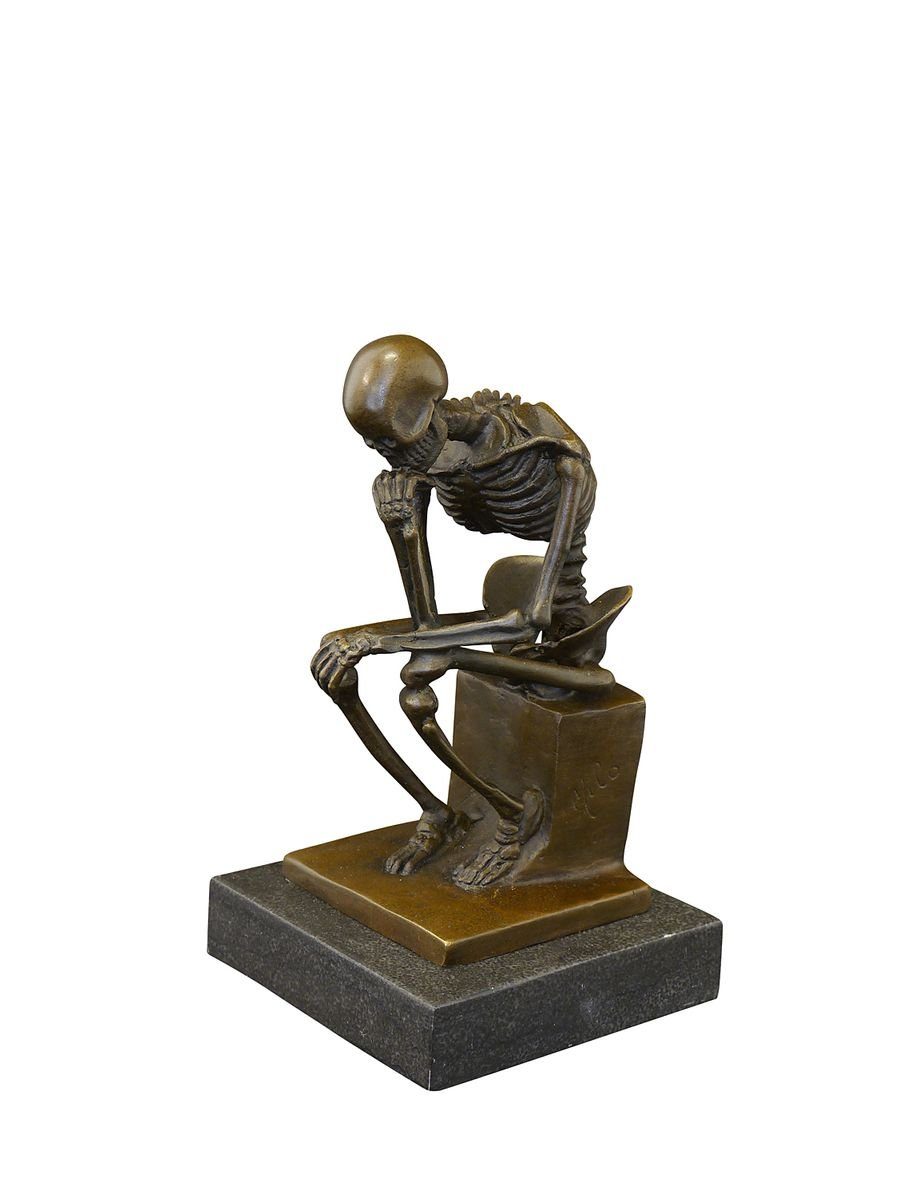 Dekoobjekt Bronze Figur Der Denker Skelett auf edlem Marmorsockel