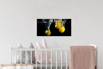MuchoWow Wandsticker Zitrone - Frucht - Stilleben - Wasser - Gelb (1 St), Wandaufkleber, Repositionierbar, Wandtattoo, Selbstklebend, Sticker