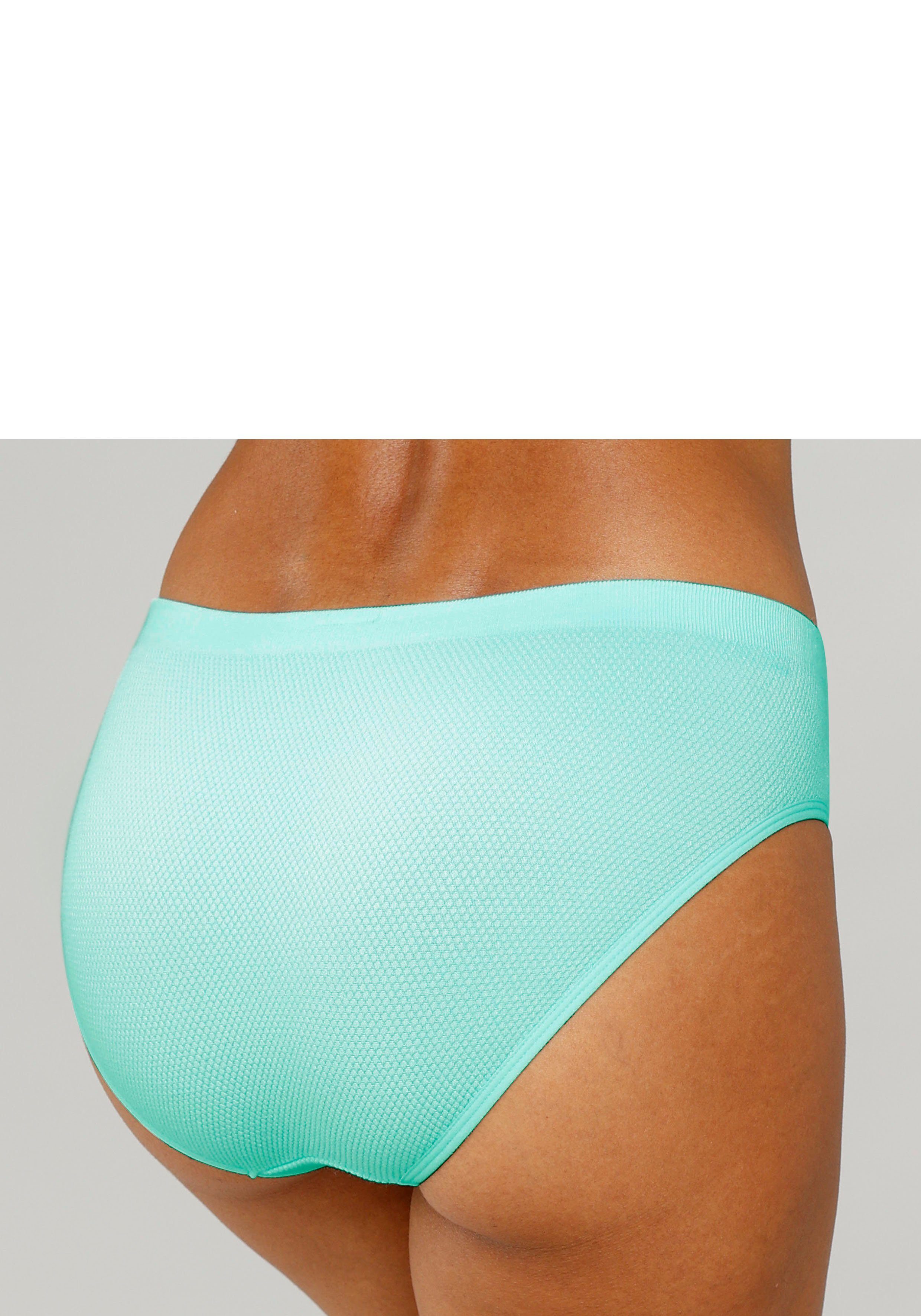 LASCANA Slip aus angenehm weicher Baumwolle