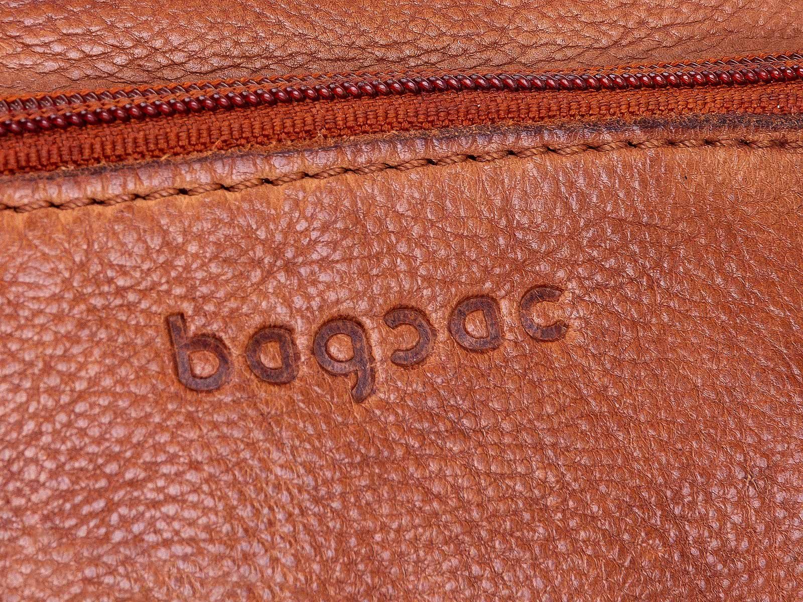 Bagsac Umhängetasche Umhängetasche (1-tlg), braun geprägtes Logo