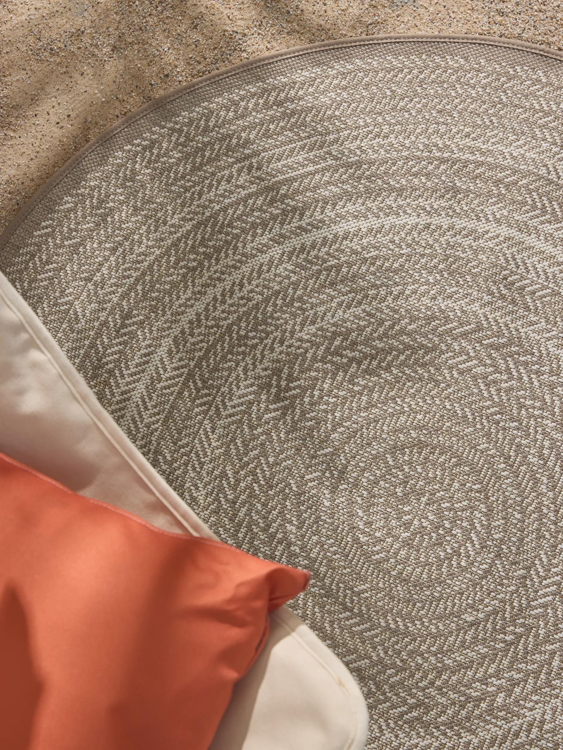 benuta Outdoorteppich Metro, rund, Höhe: 5 mm, In- & Outdoorteppich, Robust für Garten, Terrasse, Balkon, Küche