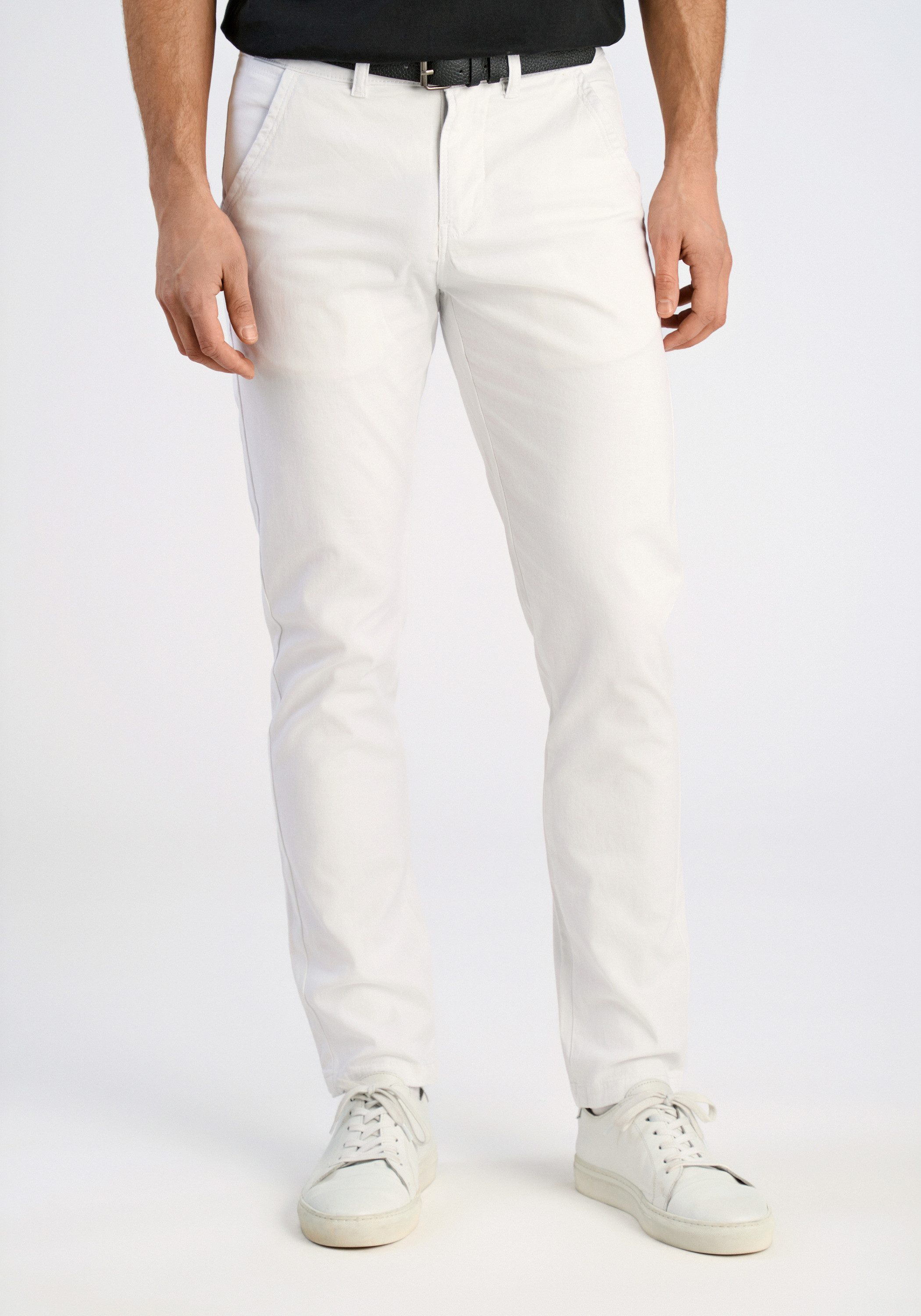 LINDBERGH Chinohose, (2 tlg.), mit Gürtel und Stretch günstig online kaufen