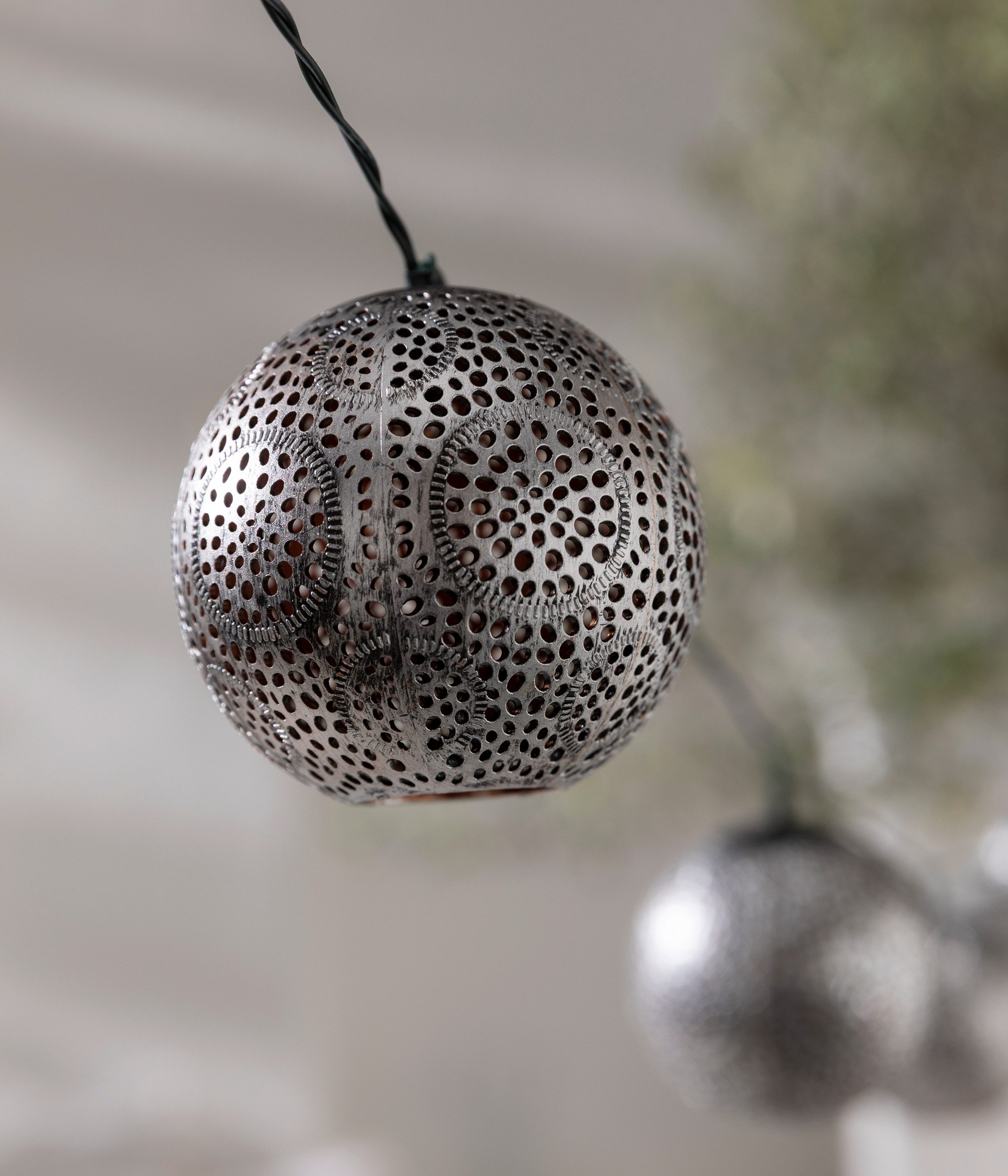 Dehner LED Solarleuchte Lichterkette Lucena, 8 LED, Ø 8 cm, Länge 210 cm, Warmweiß