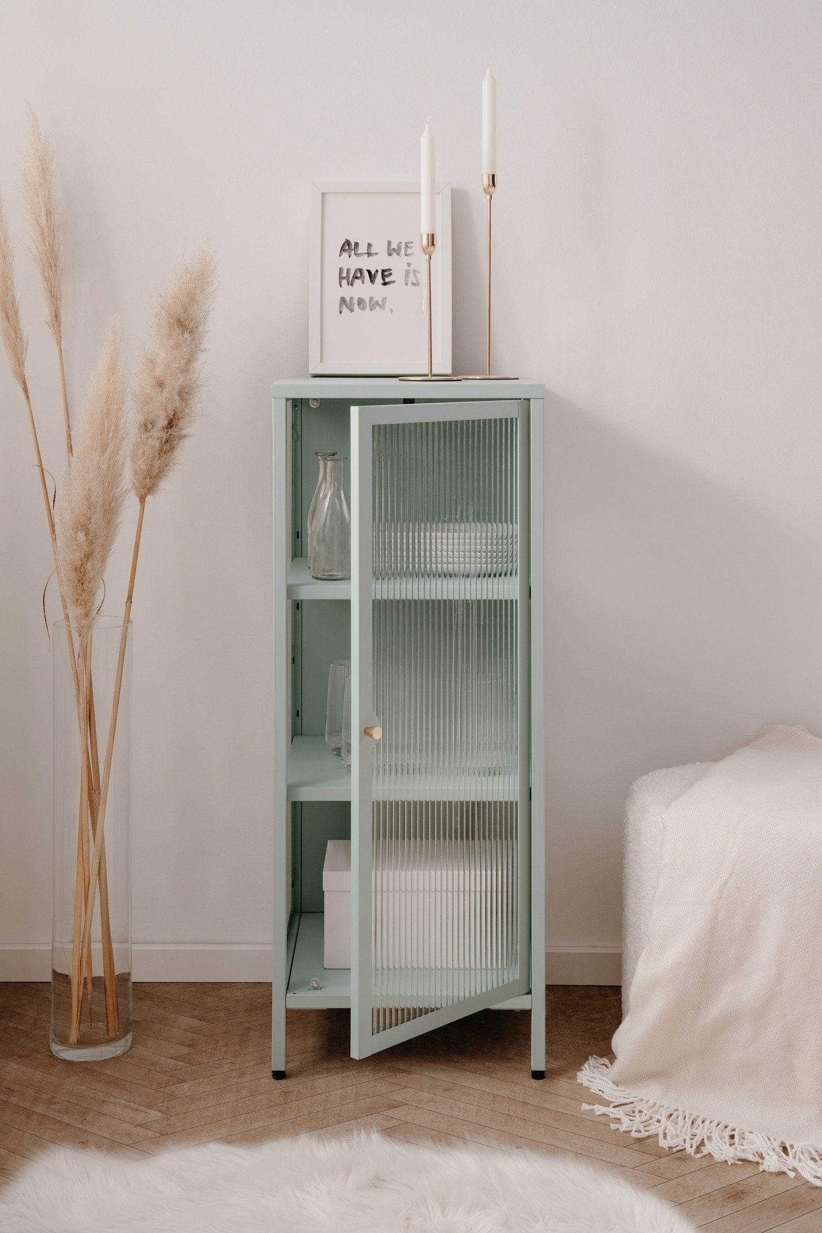 Finori Vitrine in mintgrün, Stahl - 40x101,5x40cm (BxHxT)