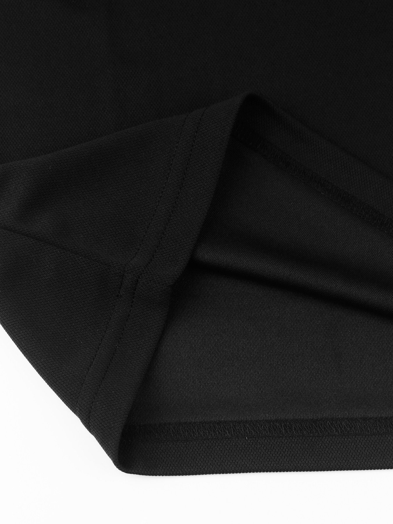 Schwarz