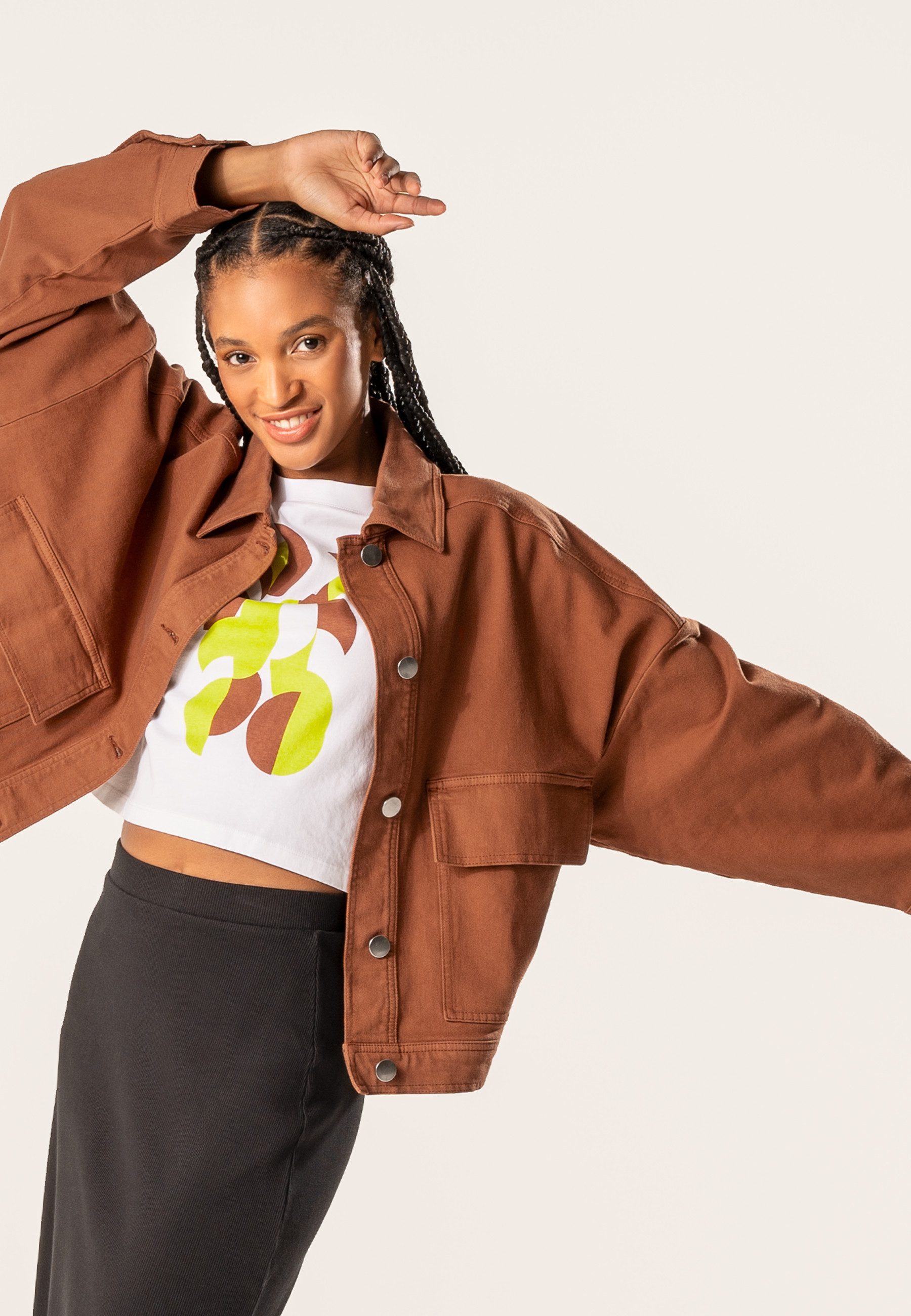 trueStory Jeansjacke DAFNE Weiter Boxy-Schnitt mit überhängenden Schultern