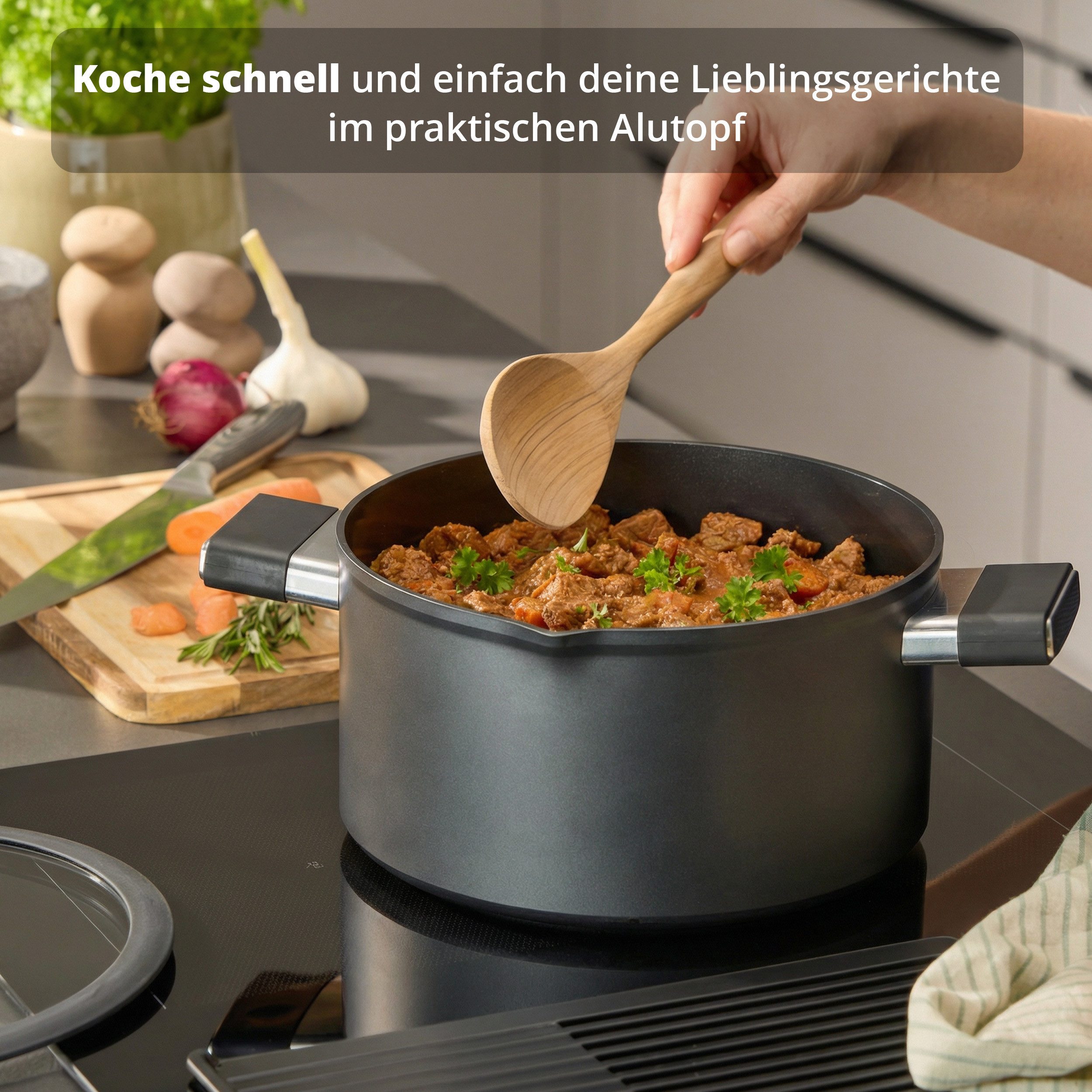 KHG Kochtopf Fleischtopf 24 cm mit Glasdeckel, ILAG Xeradur 5 Beschichtung, Aluminium, 5,5 Liter Volumen, Glasdeckel, für alle Herdarten inklusive Induktion