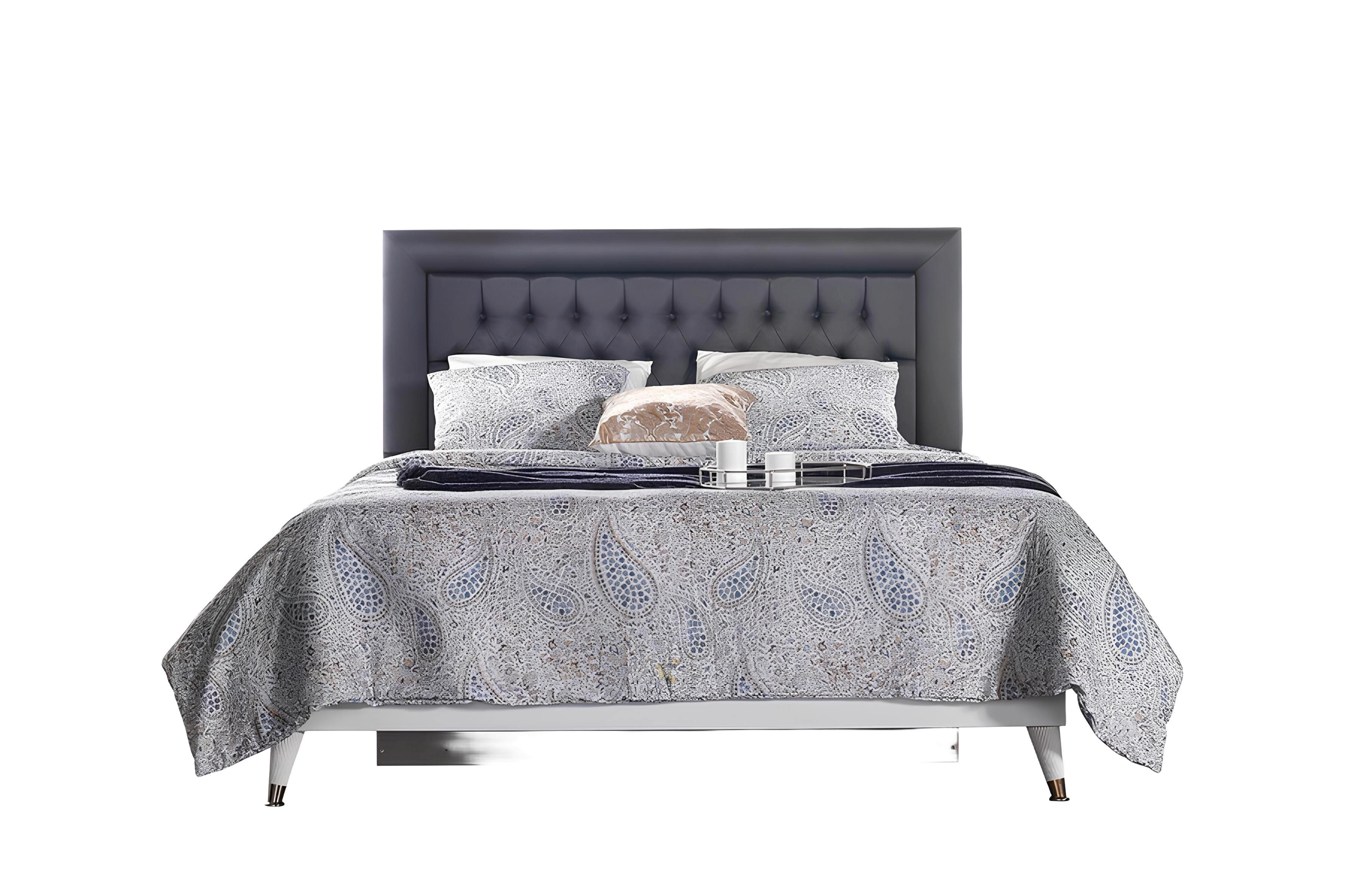 Bett Chesterfield Doppelbett mit Stauraum in Grau gepolstert.