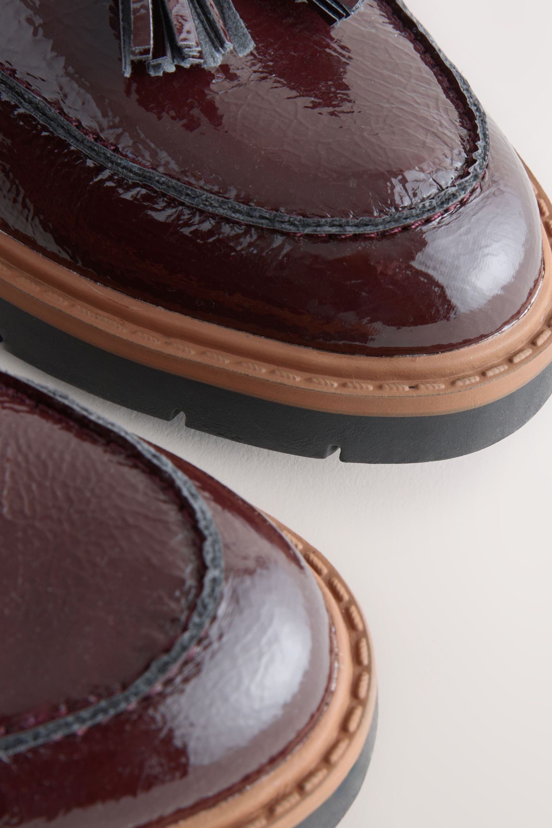Next Forever Comfort® Loafer mit dicker Sohle & Quaste Loafer (1-tlg)
