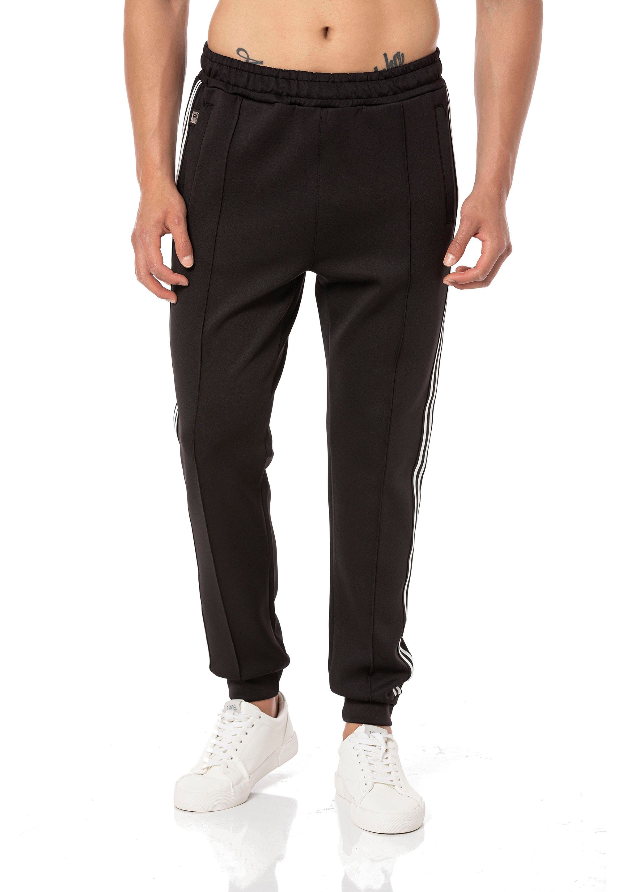 RedBridge Jogginghose mit seitlichen Streifen - Ideal für Sport und Freizeit Modische Streifen in Kontrastfarbe