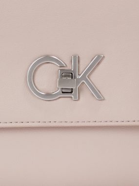Calvin Klein Schultertasche RE-LOCK CROSSBODY W/FLAP SM, im handlichen Design