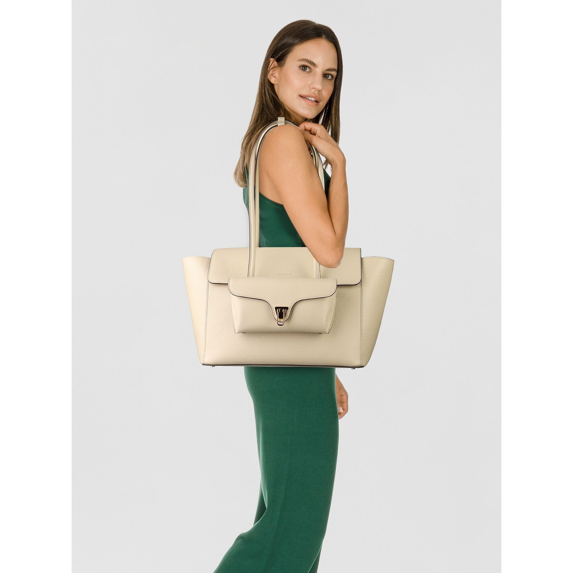 COCCINELLE Schultertasche Beat, Leder