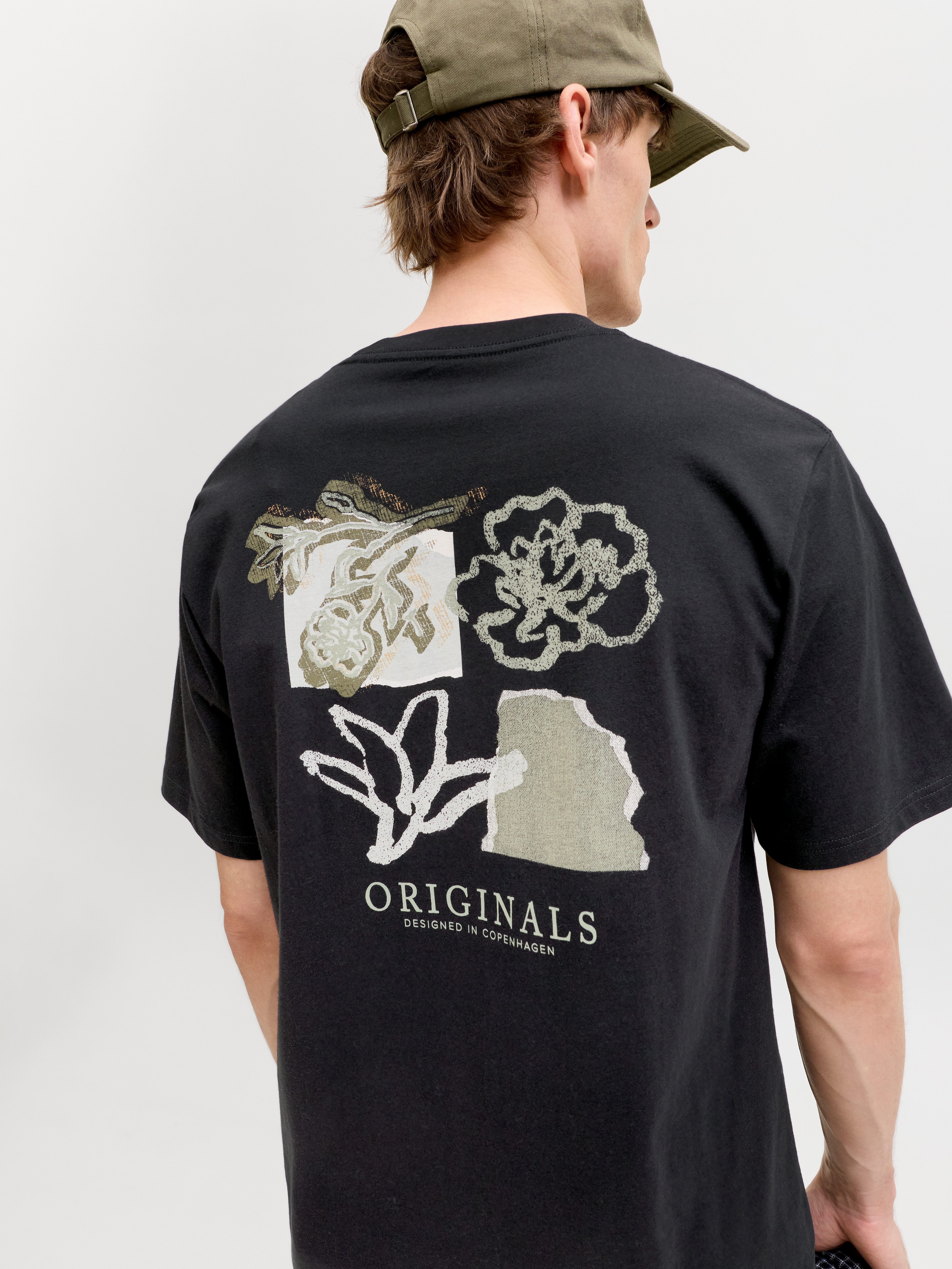 Jack & Jones Kurzarmshirt JORMONTAUK AOP BACK TEE SS CREW NECK Baumwolle, regular fit