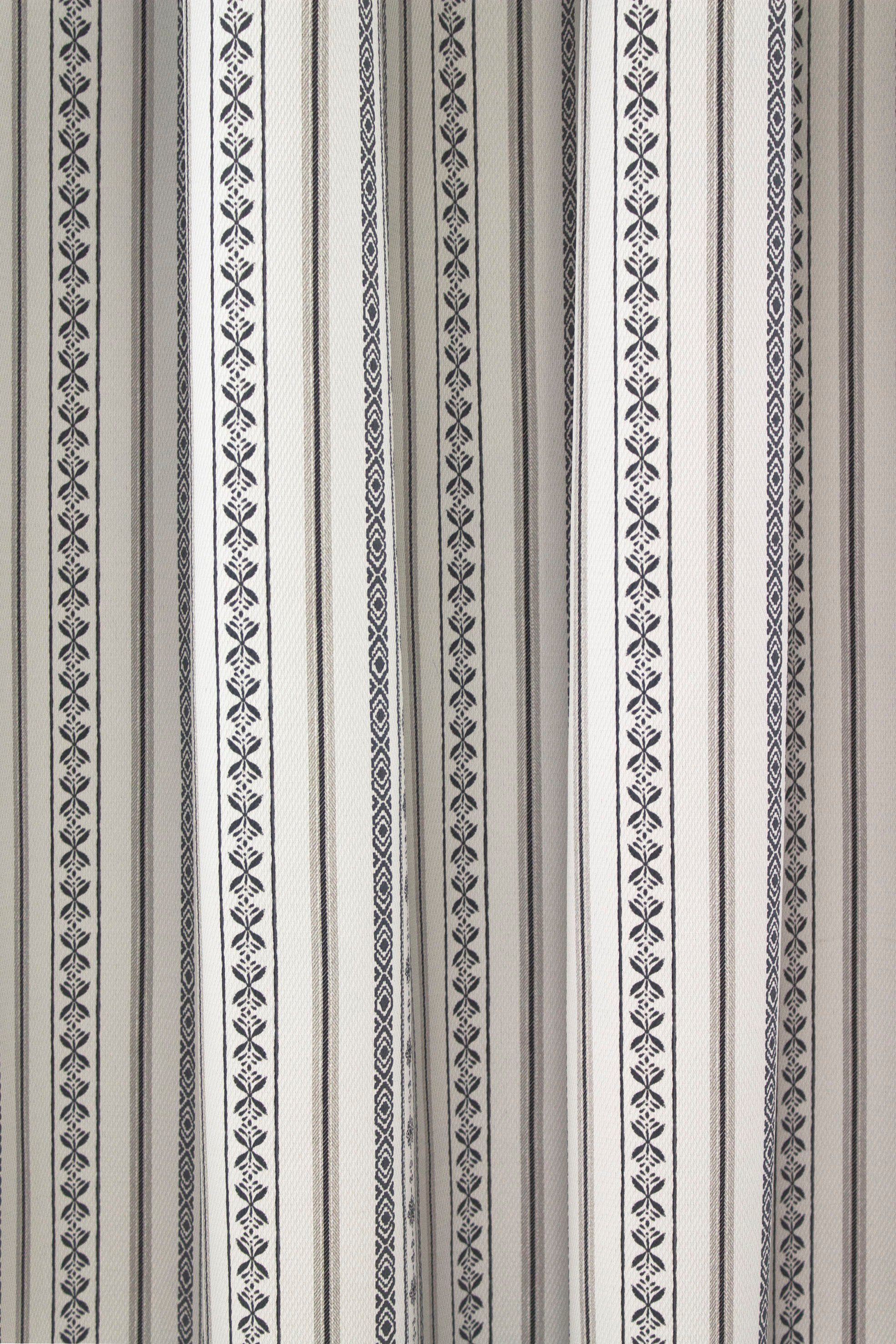 Vorhang Devin, VHG, Ösen grau (1 St), blickdicht
