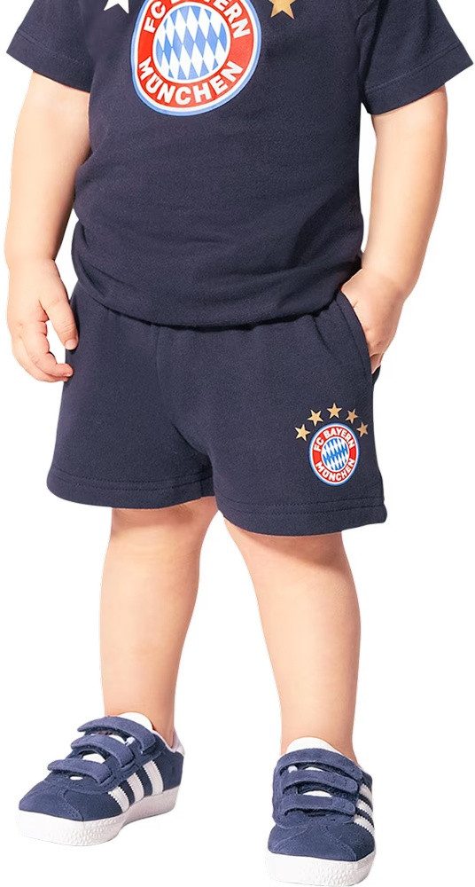FC Bayern München Шорти Sweatshort Essential