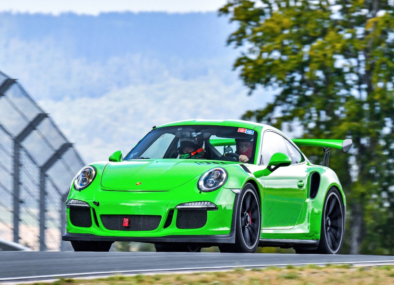 Jochen Schweizer Erlebnisgutschein Rennstreckentraining Porsche GT3 RS 991, Einmal Gas geben bitte!
