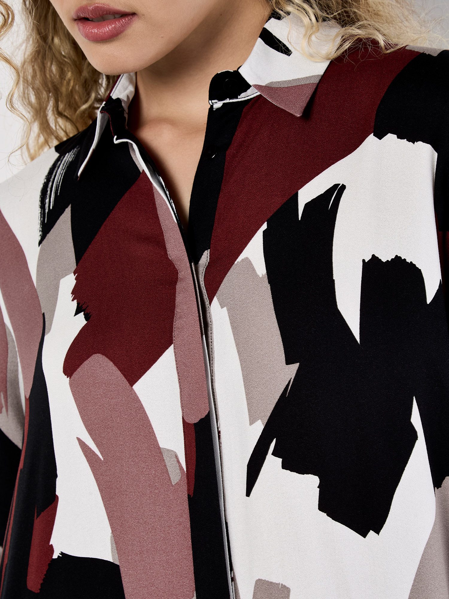 Apricot Druckkleid Hemdkleid (1-tlg) mit verdeckter Knopfleiste günstig online kaufen